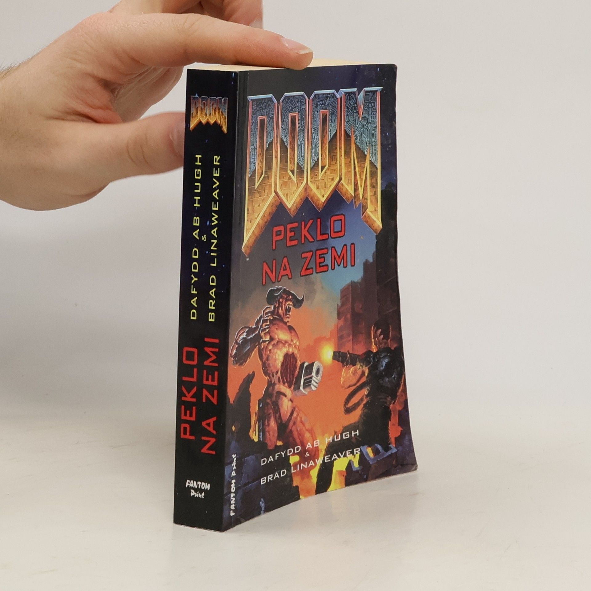 Dafydd Ab Hugh DOOM. Peklo na Zemi