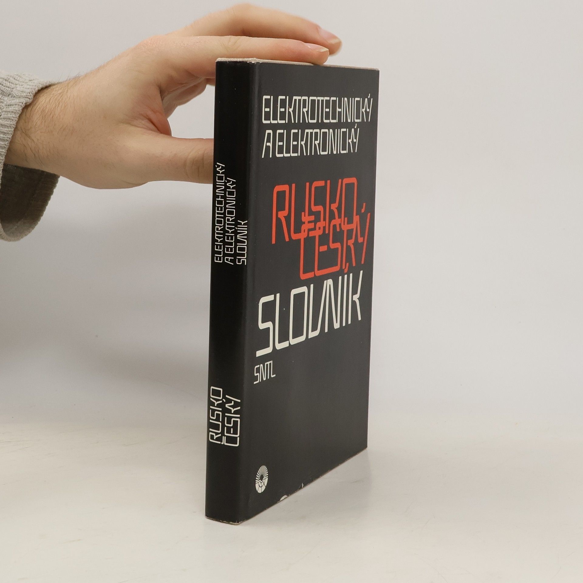 AA.VV. Rusko-český elektrotechnický a elektronický slovník