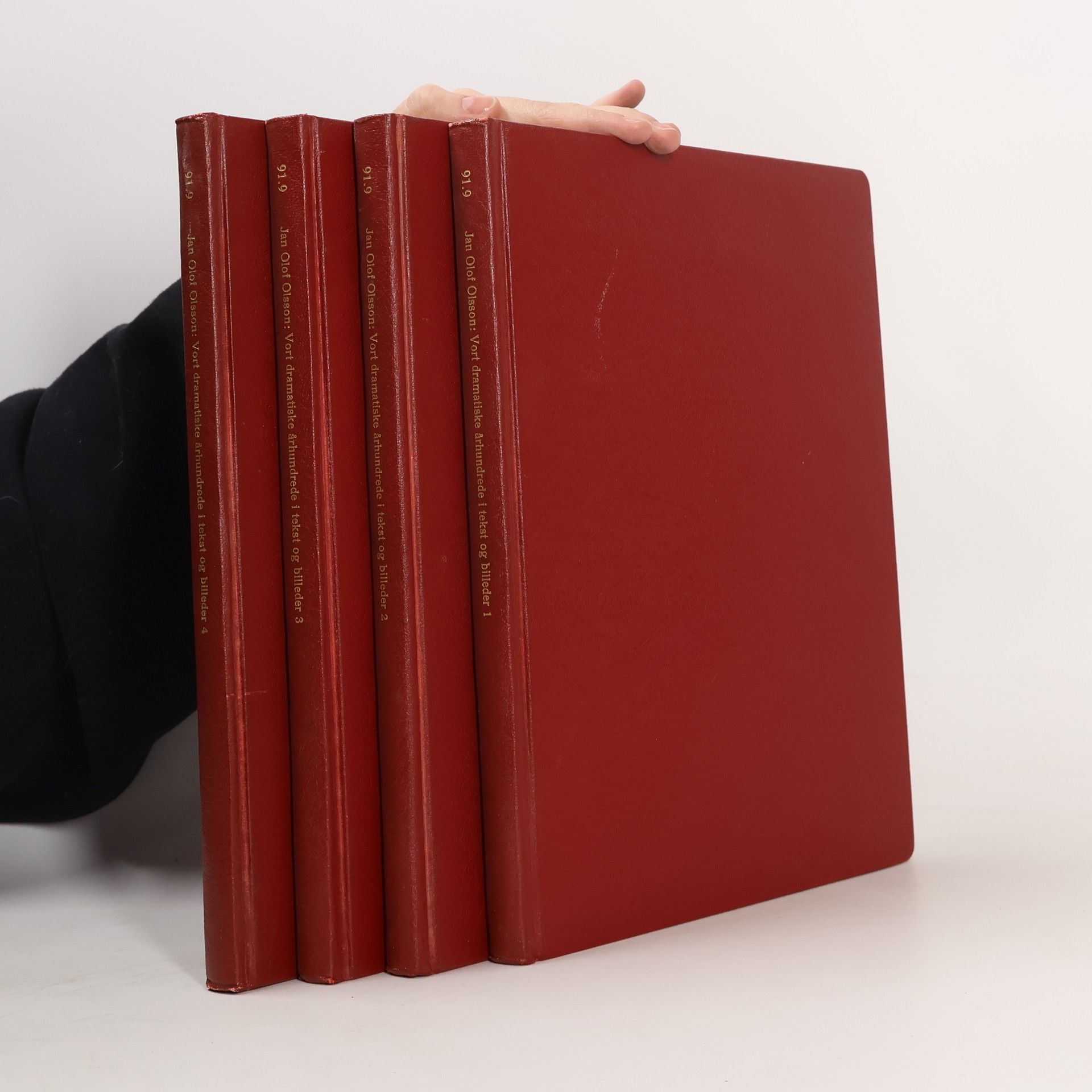 Jan Olof Olsson Vort dramatiske århundrede i tekst og billeder 1-4