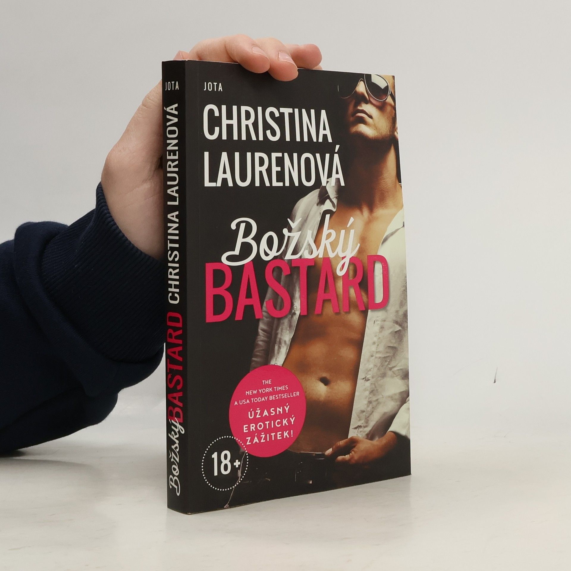 Christina Lauren Božský bastard