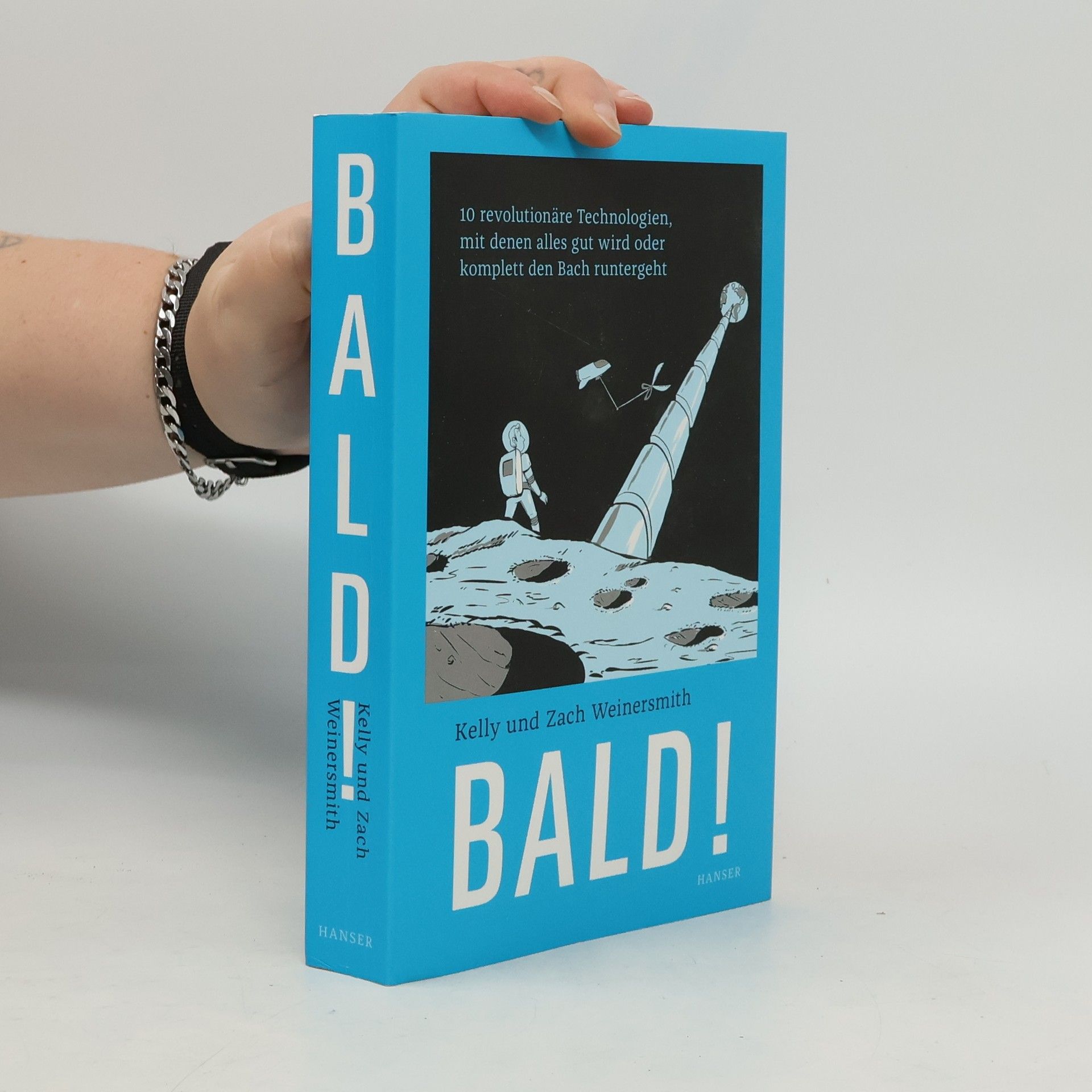 Kelly Weinersmith Bald!