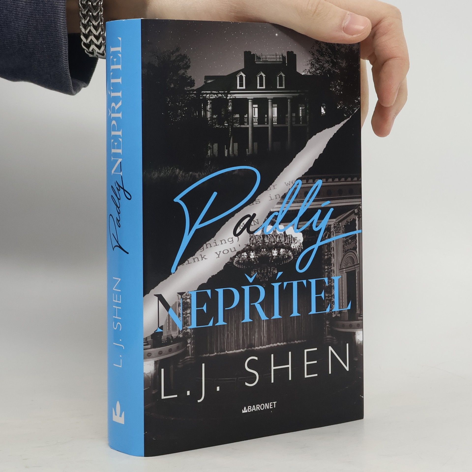 Cruel Castaways 2. Padlý nepřítel