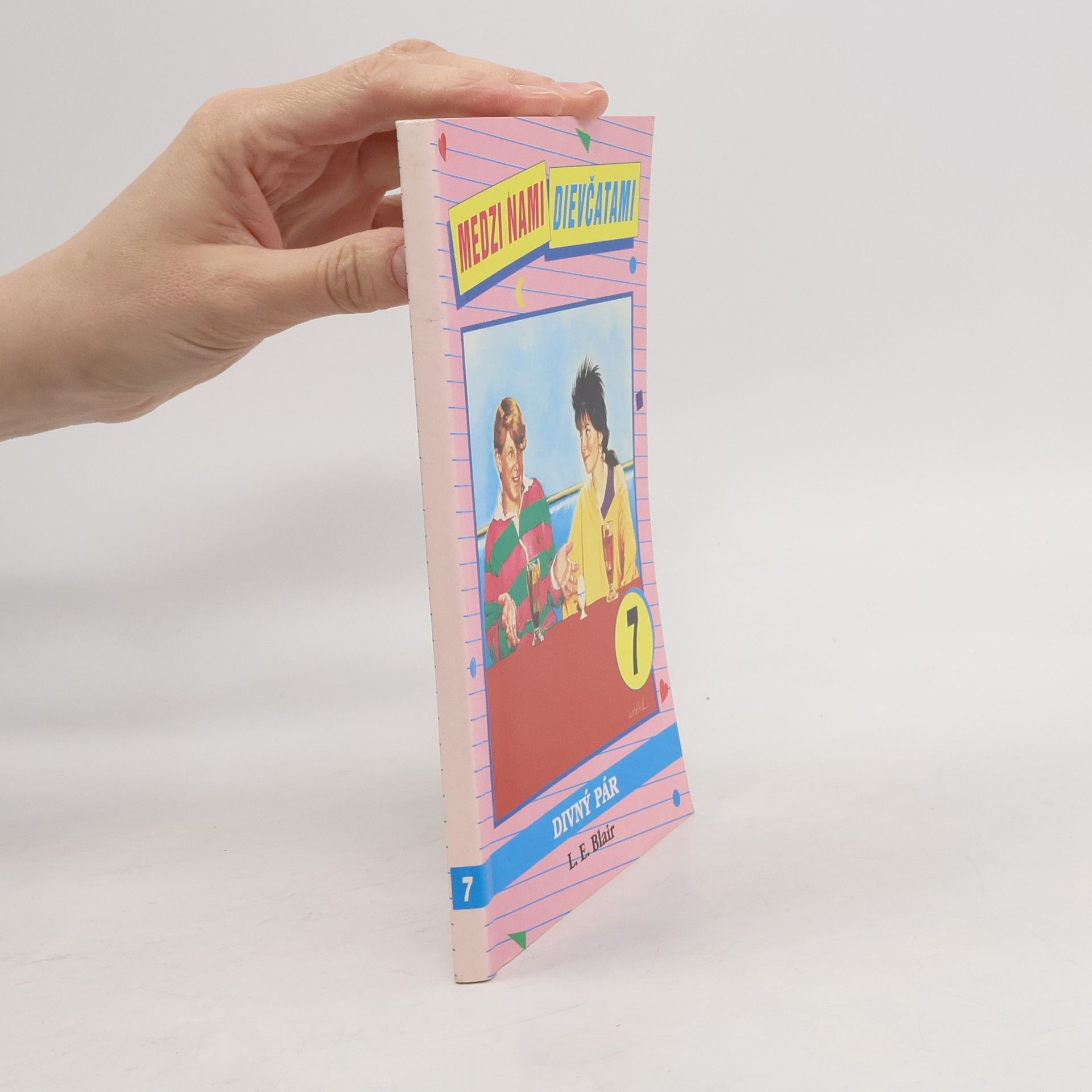 L. E. Blair Divný pár