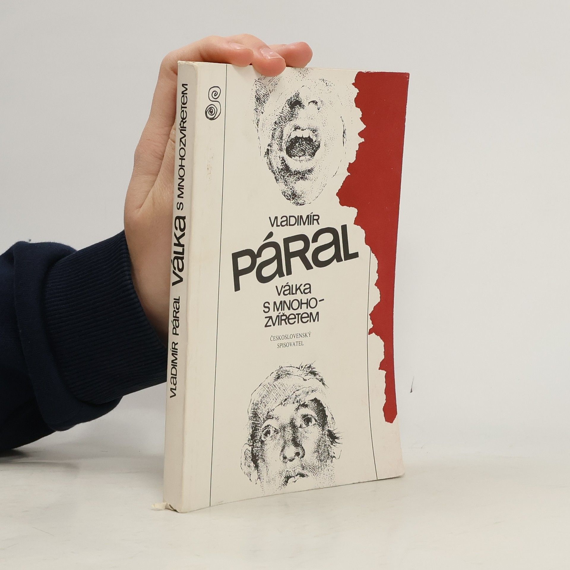 Vladimír Páral Válka s mnohozvířetem