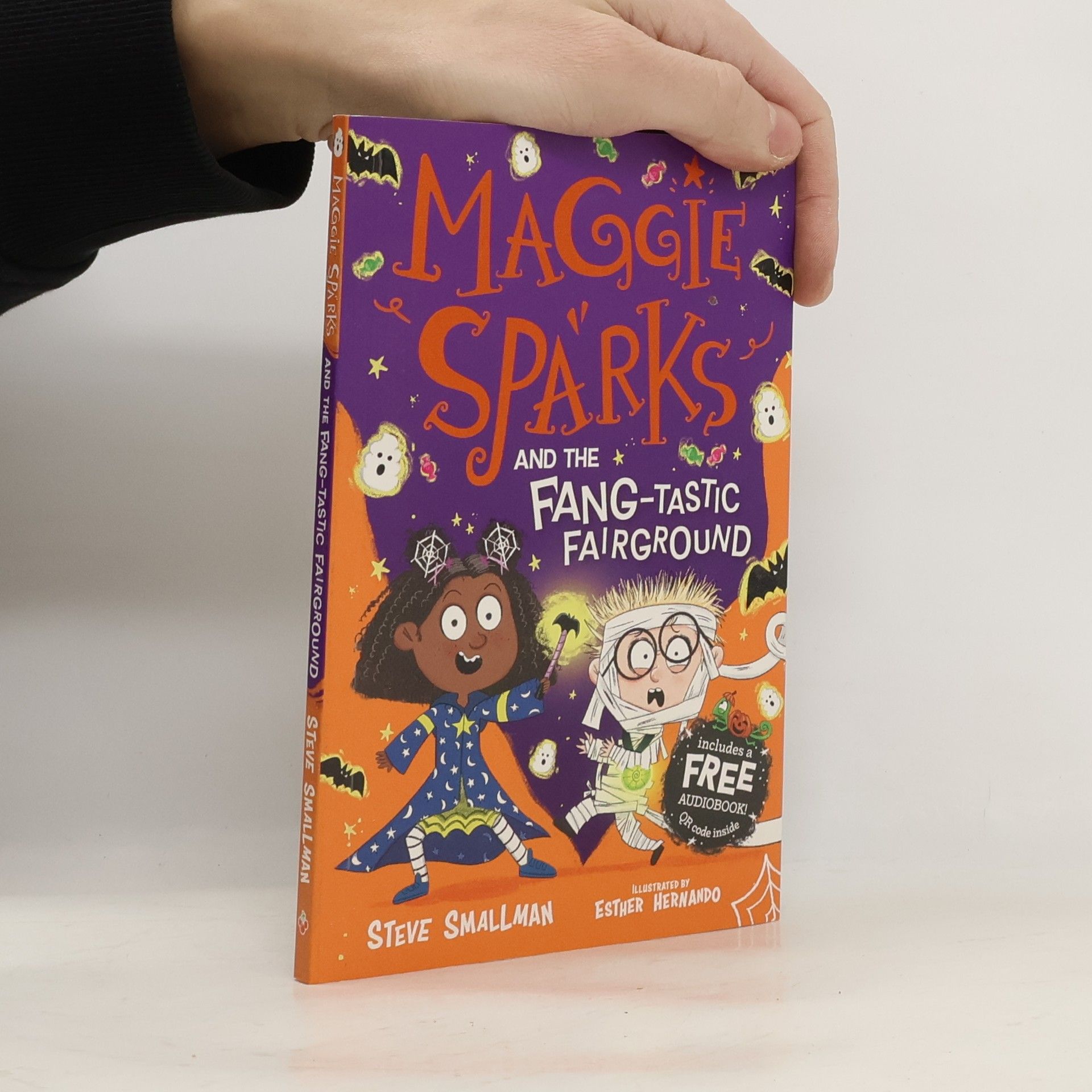 Steve Smallman Maggie Sparks and the Fang-tastic Fairground