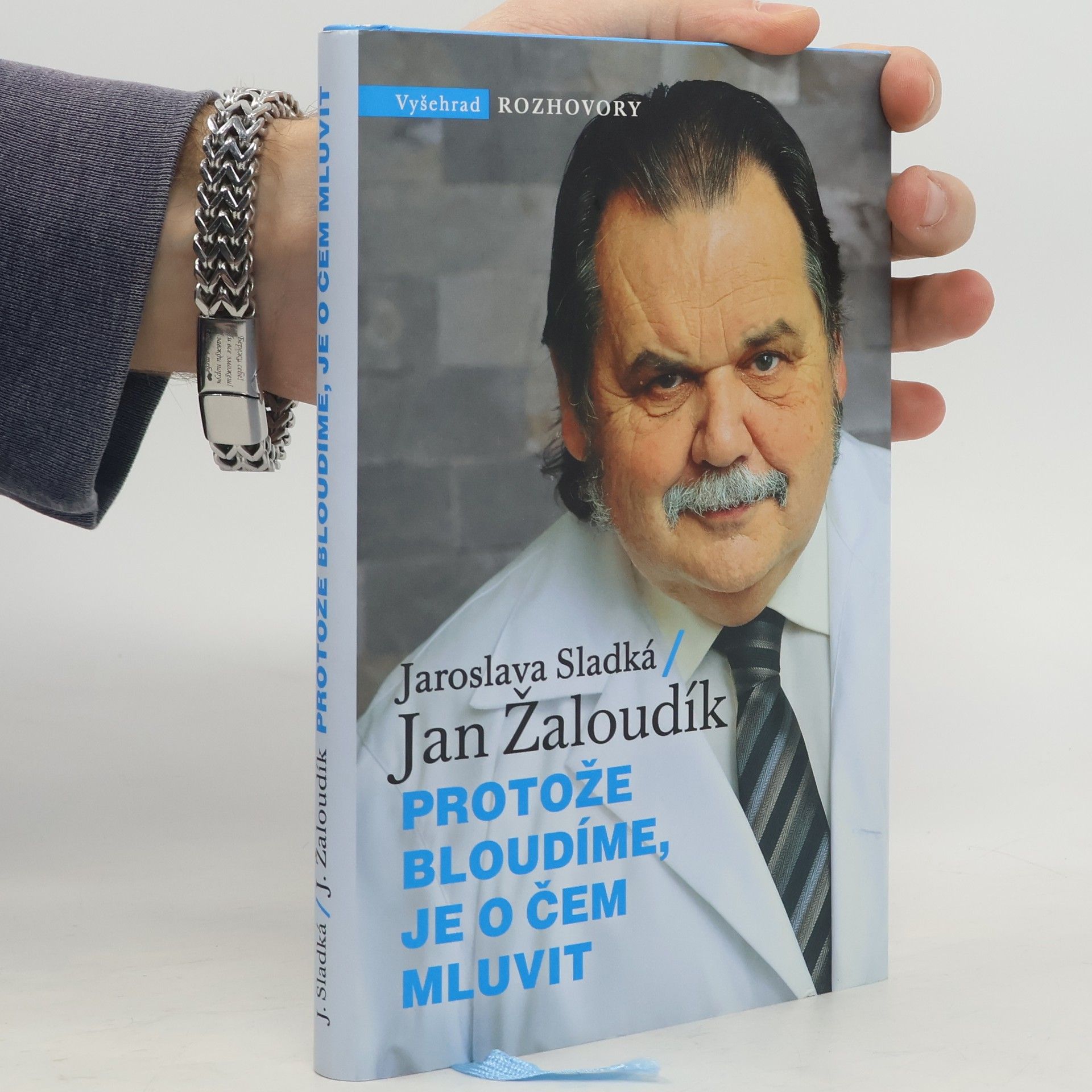 Protože bloudíme, je o čem mluvit