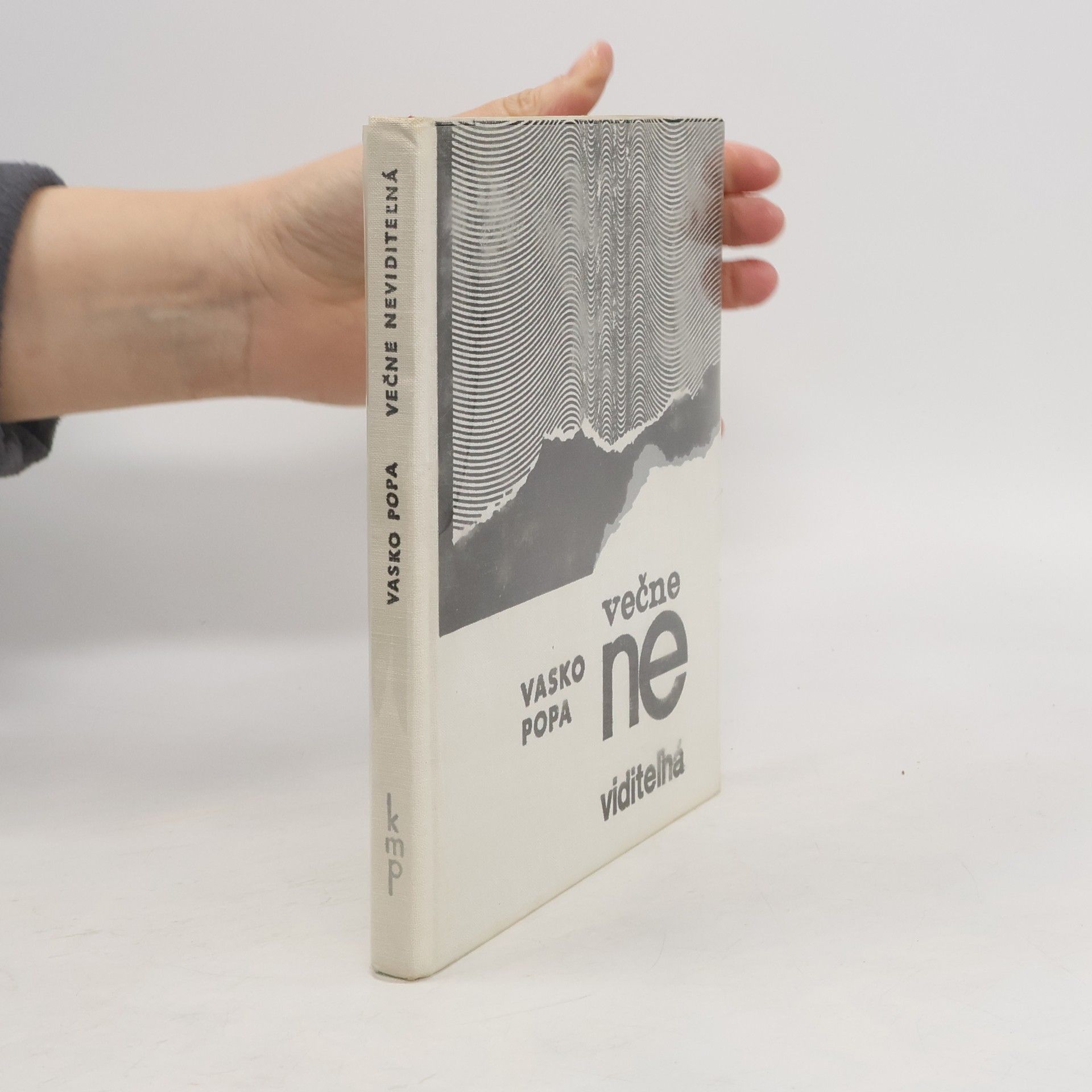 Večne neviditeľná