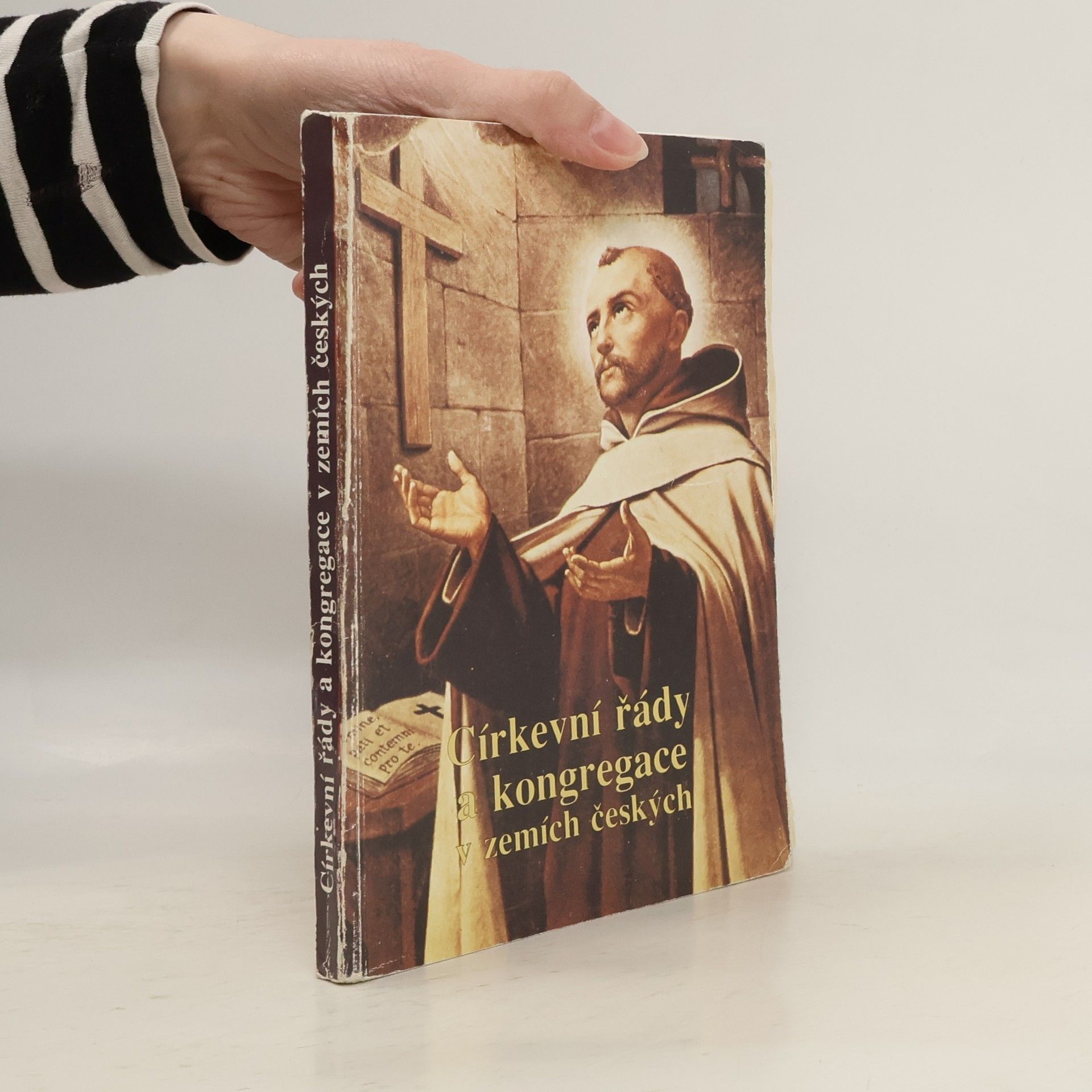 Církevní řády a kongregace v zemích českých