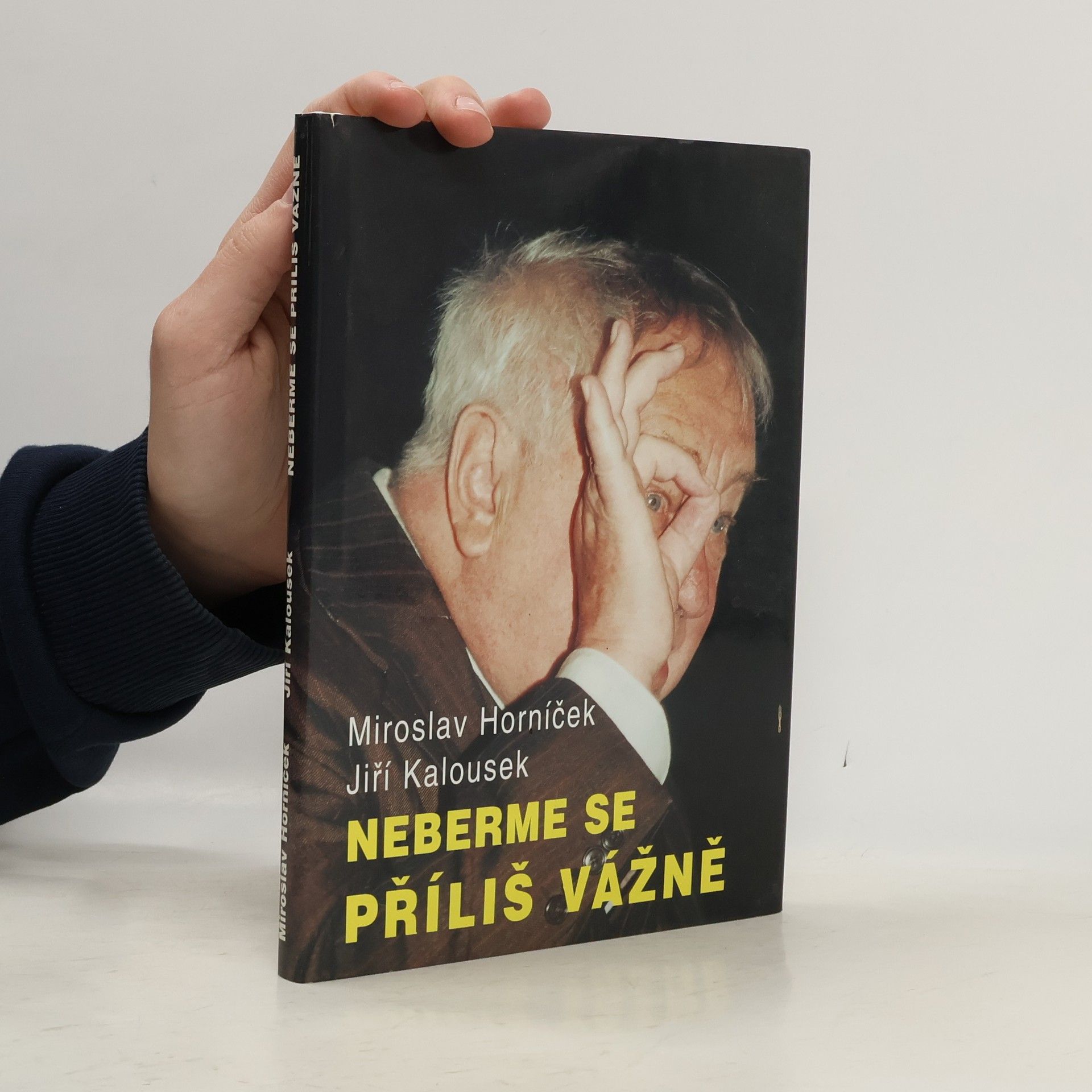 Neberme se příliš vážně