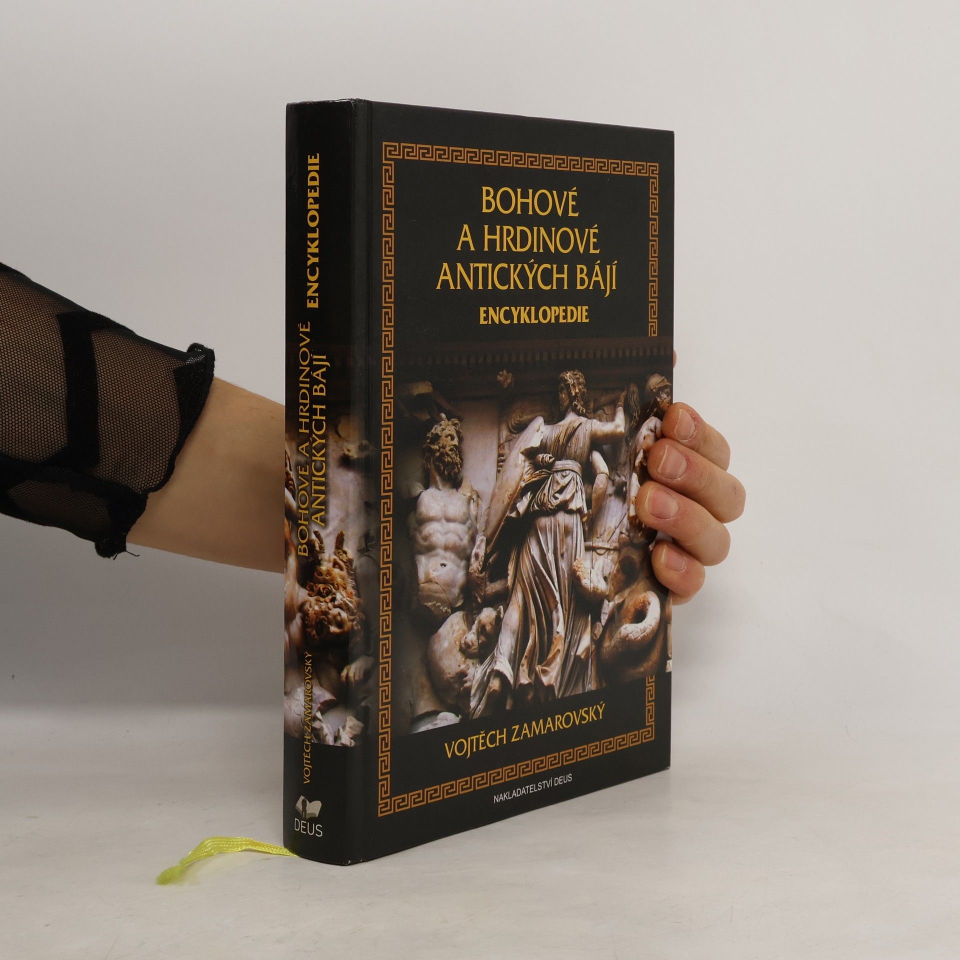 Bohové a hrdinové antických bájí