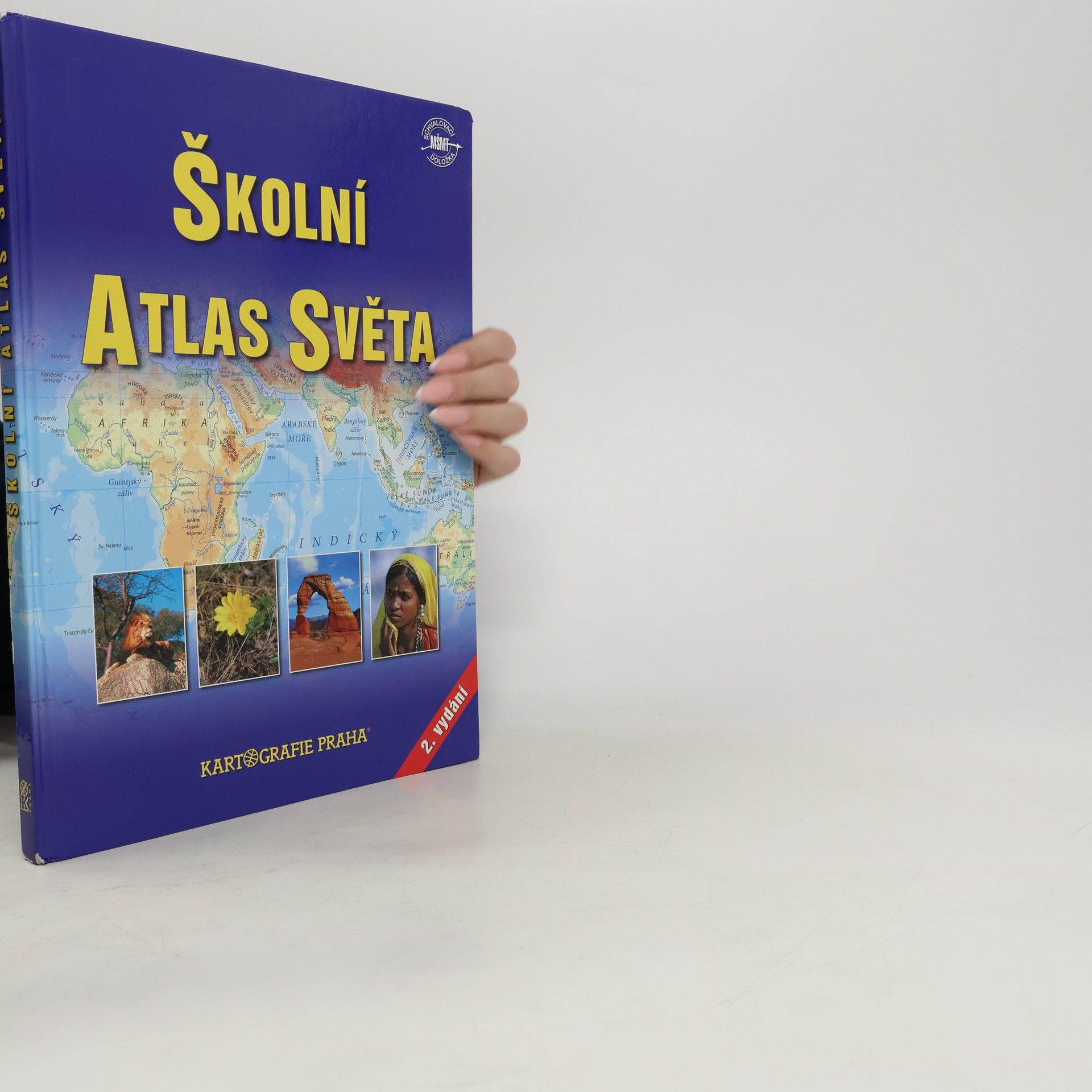 Kolektiv autorů Školní atlas světa