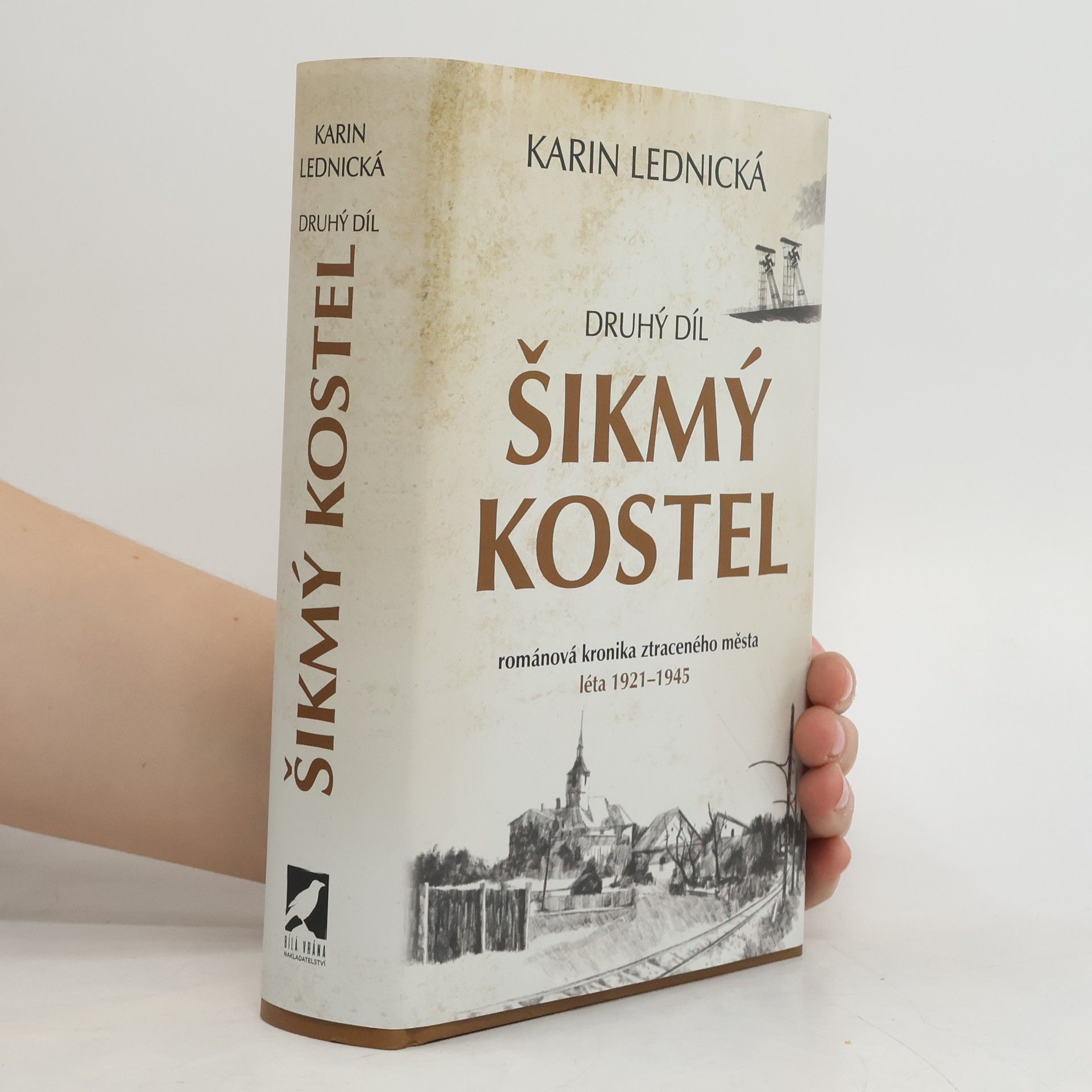 Karin Lednická Šikmý kostel 2