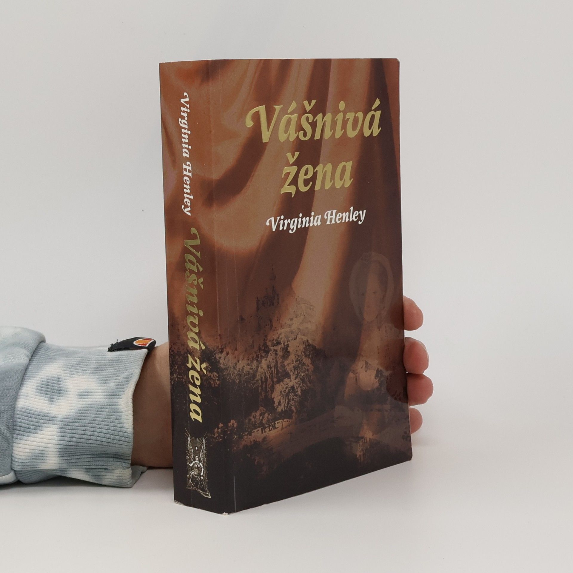 Virginia Henley Vášnivá žena