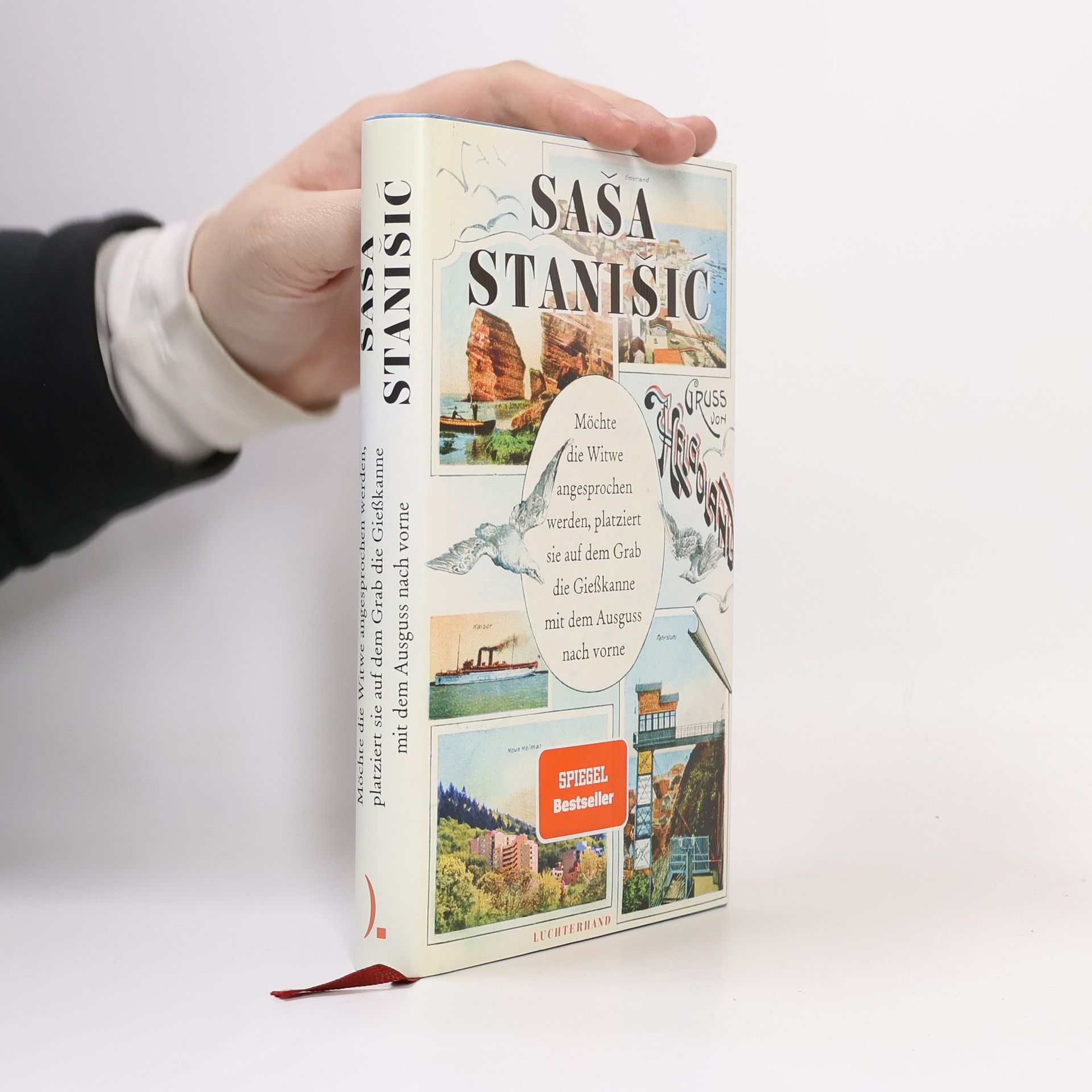 Möchte die Witwe angesprochen werden, platziert sie auf dem Grab die Gießkanne mit dem Ausguss nach vorne