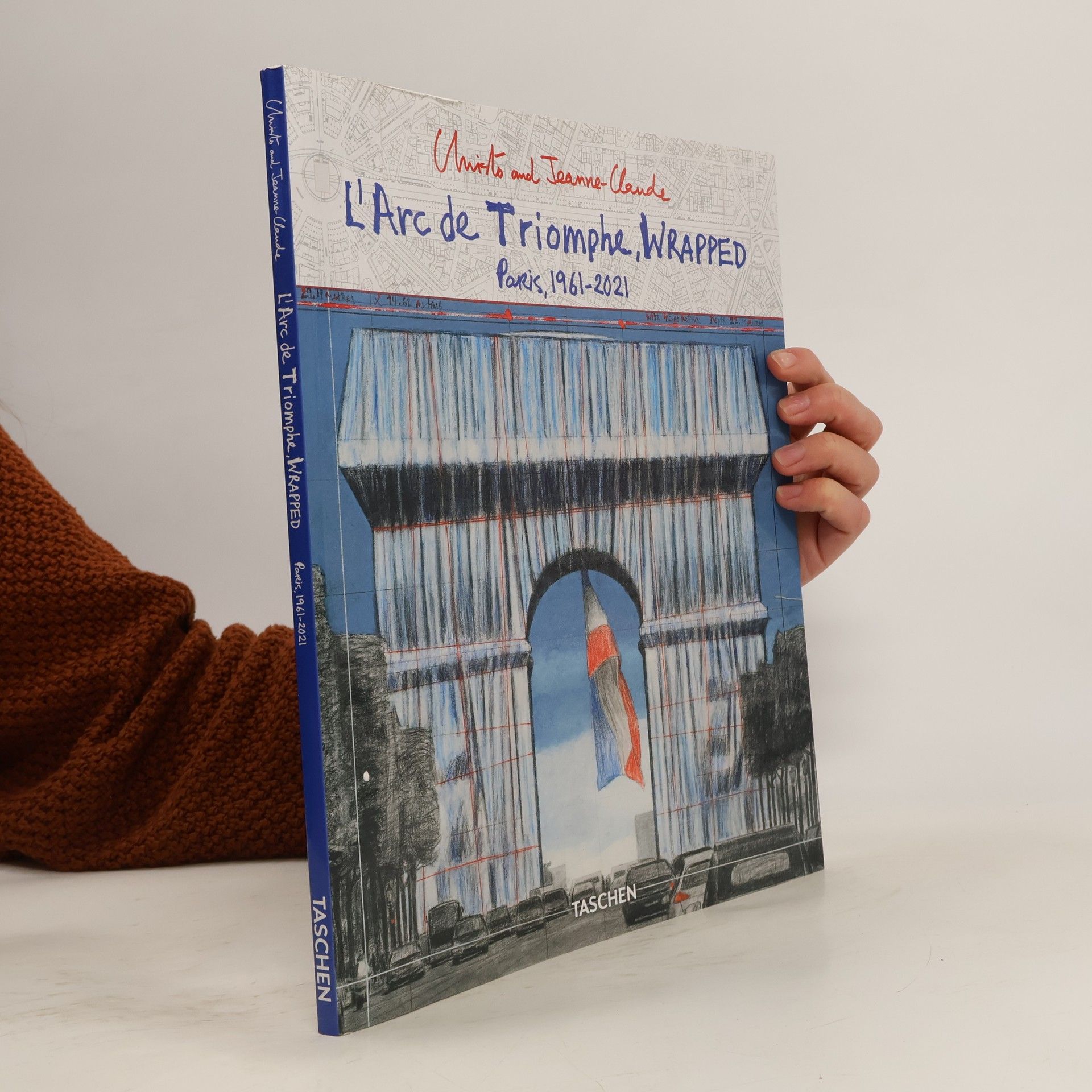 Christo and Jeanne-Claude. L’Arc de Triomphe, Wrapped