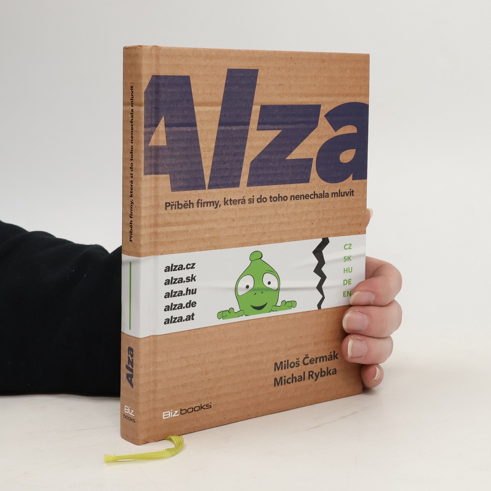 Alza. Příběh firmy, která si do toho nenechala mluvit