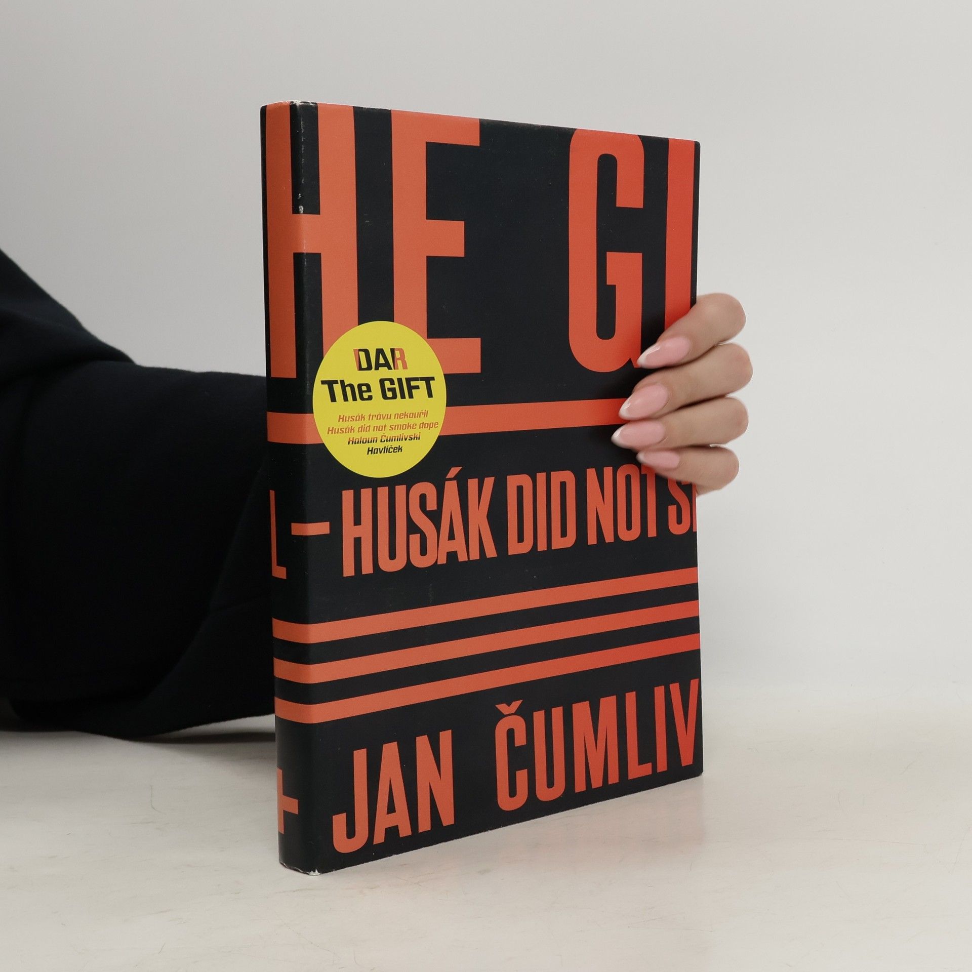 Dar : A.K.A. Husák trávu nekouřil = The gift : Husák did not smoke dope : Místodržitelský palác Moravské galerie v Brně 22.6.-28.10.2012 : katalog