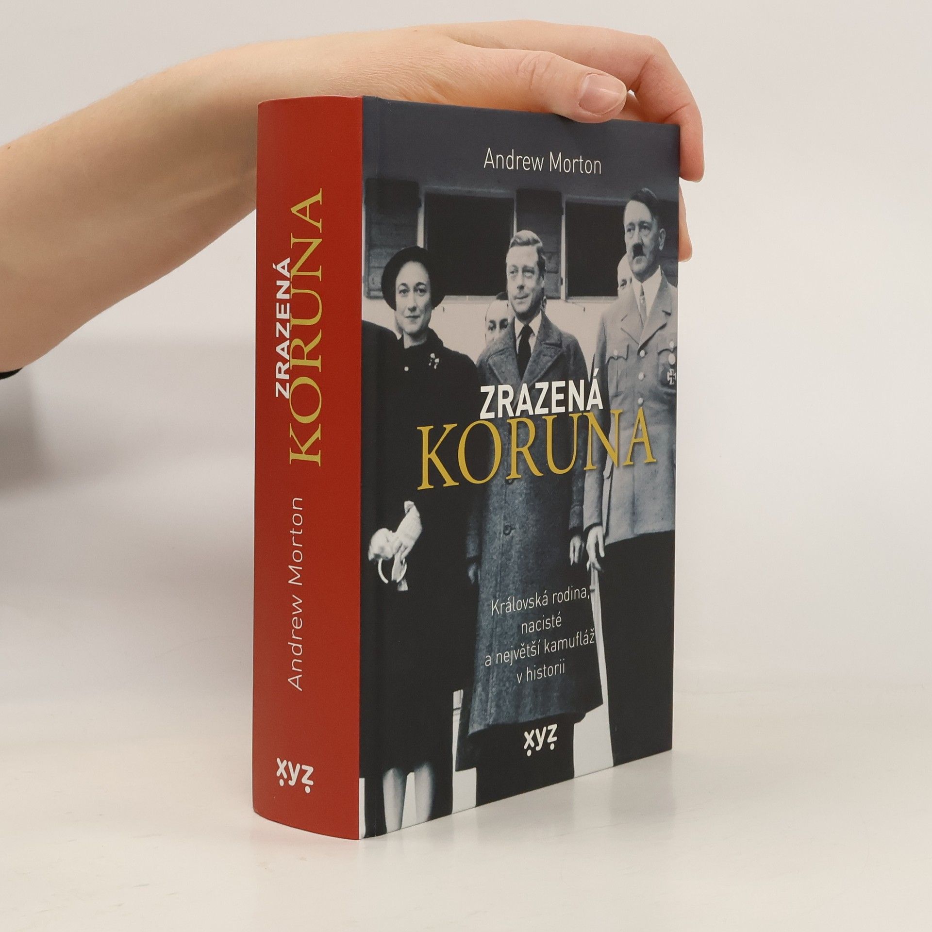 Andrew Morton Zrazená koruna