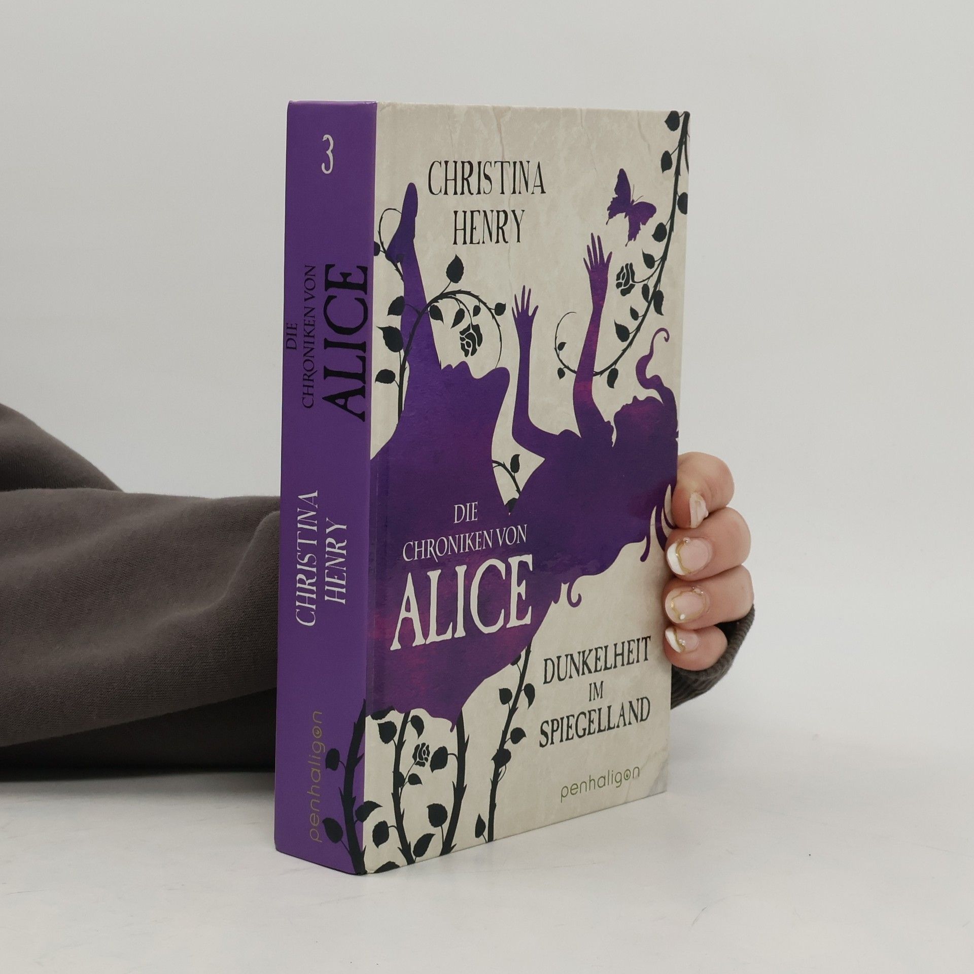 Christina Henry Die Chroniken von Alice. Dunkelheit im Spiegelland