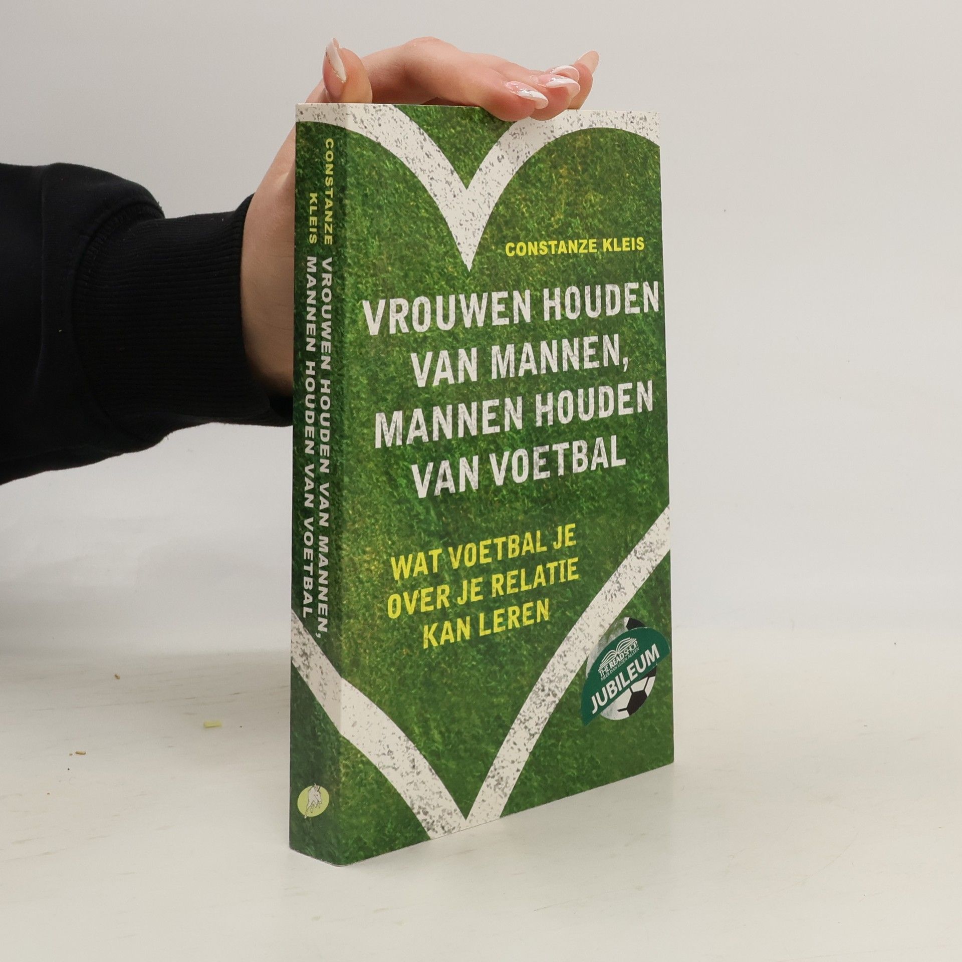 Constanze Kleis Vrouwen houden van mannen, mannen houden van voetbal