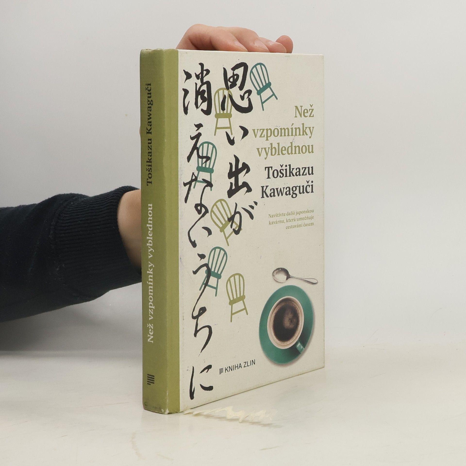 Než vzpomínky vyblednou