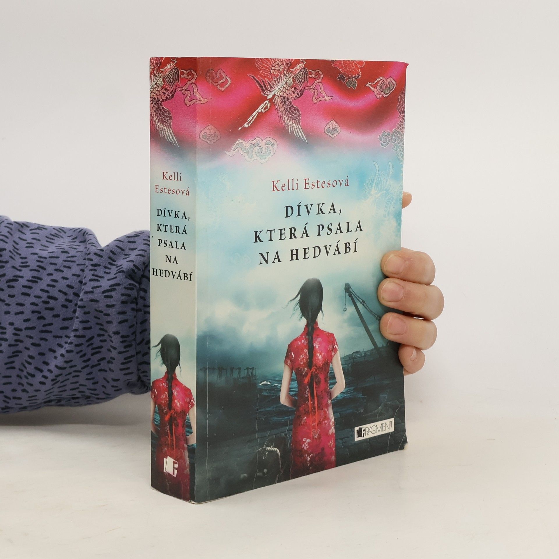 Dívka, která psala na hedvábí