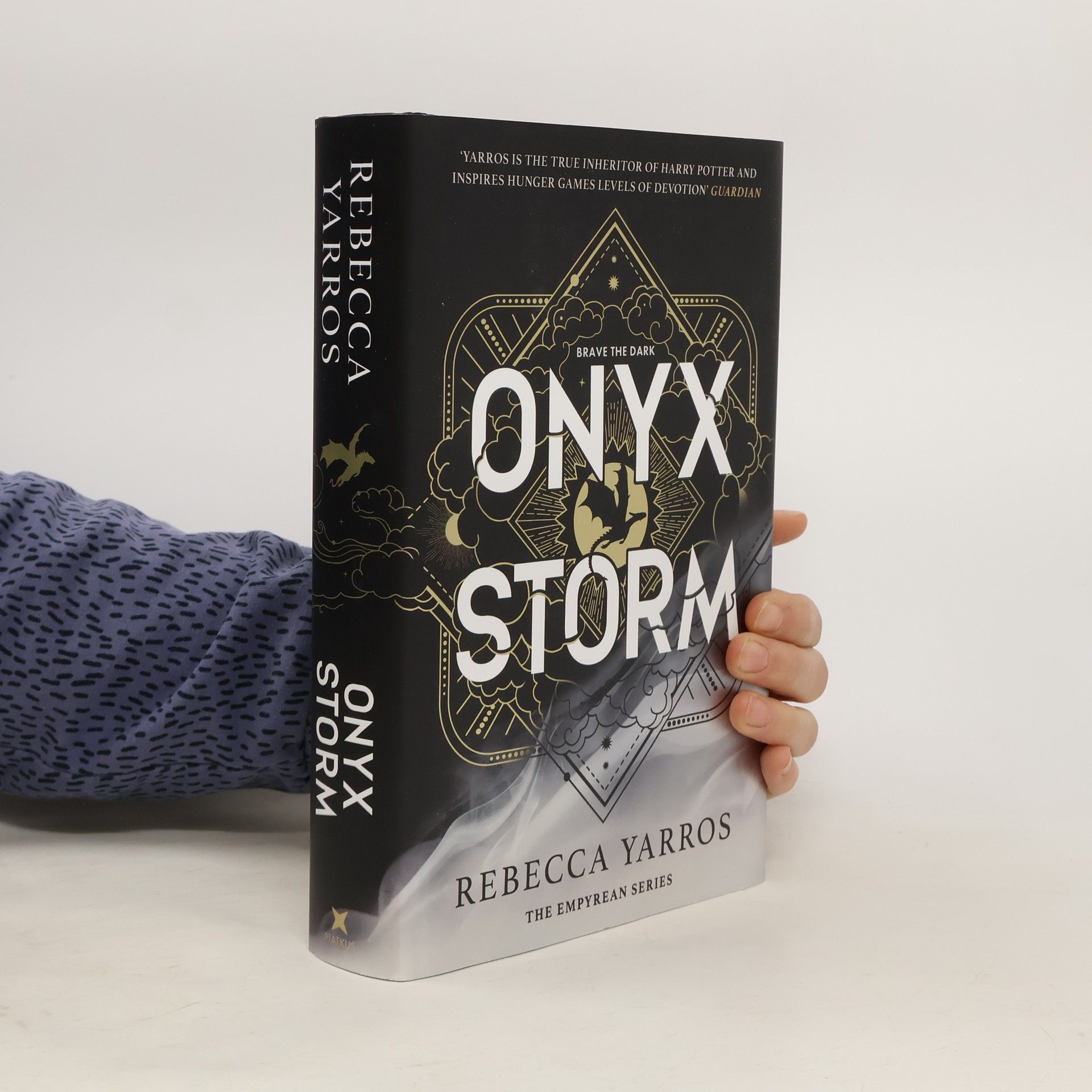 Rebecca Yarros Onyx Storm