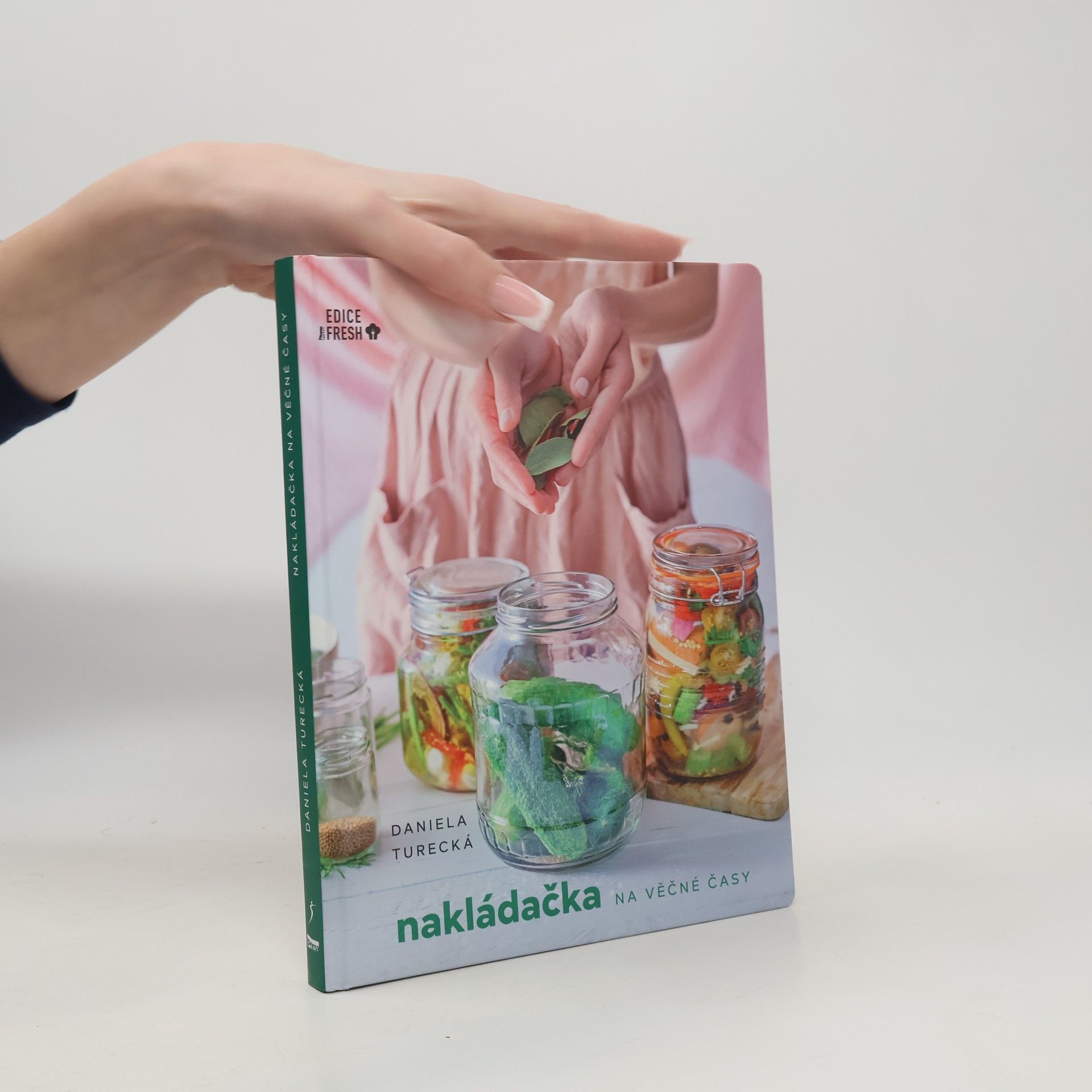 Daniela Turecká Nakládačka na věčné časy