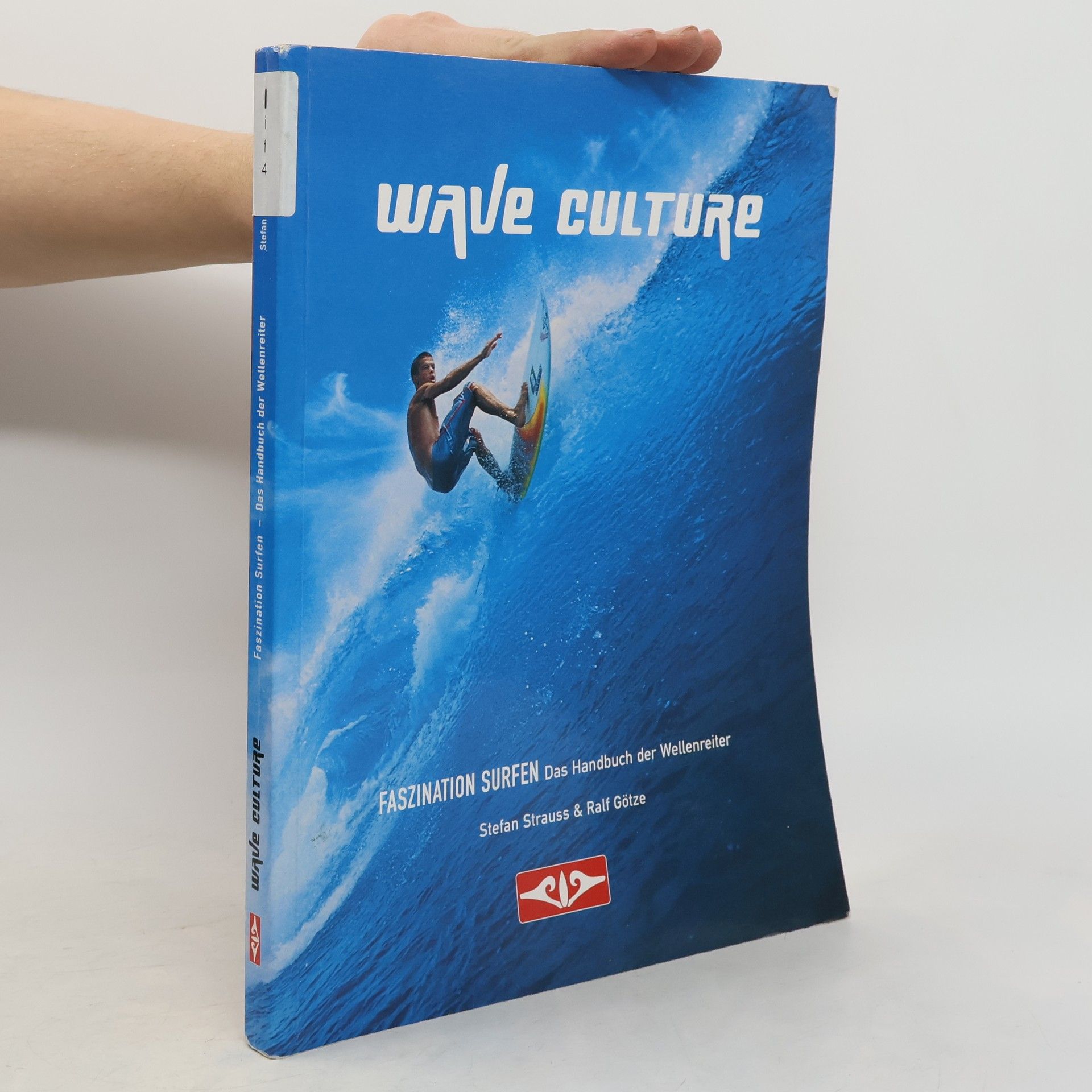Stefan Strauss Wave culture
