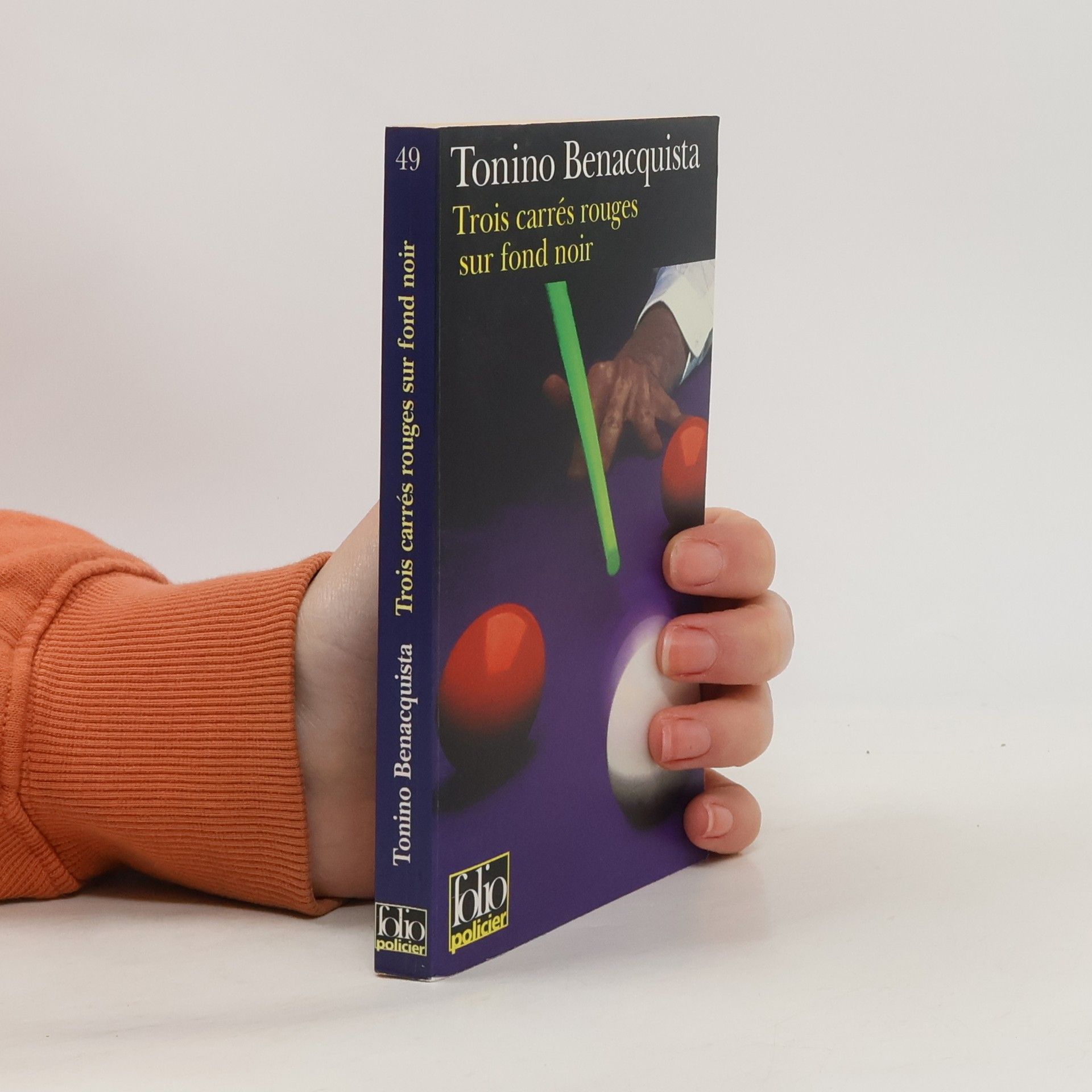 Tonino Benacquista Trois carres rouges sur fond noir