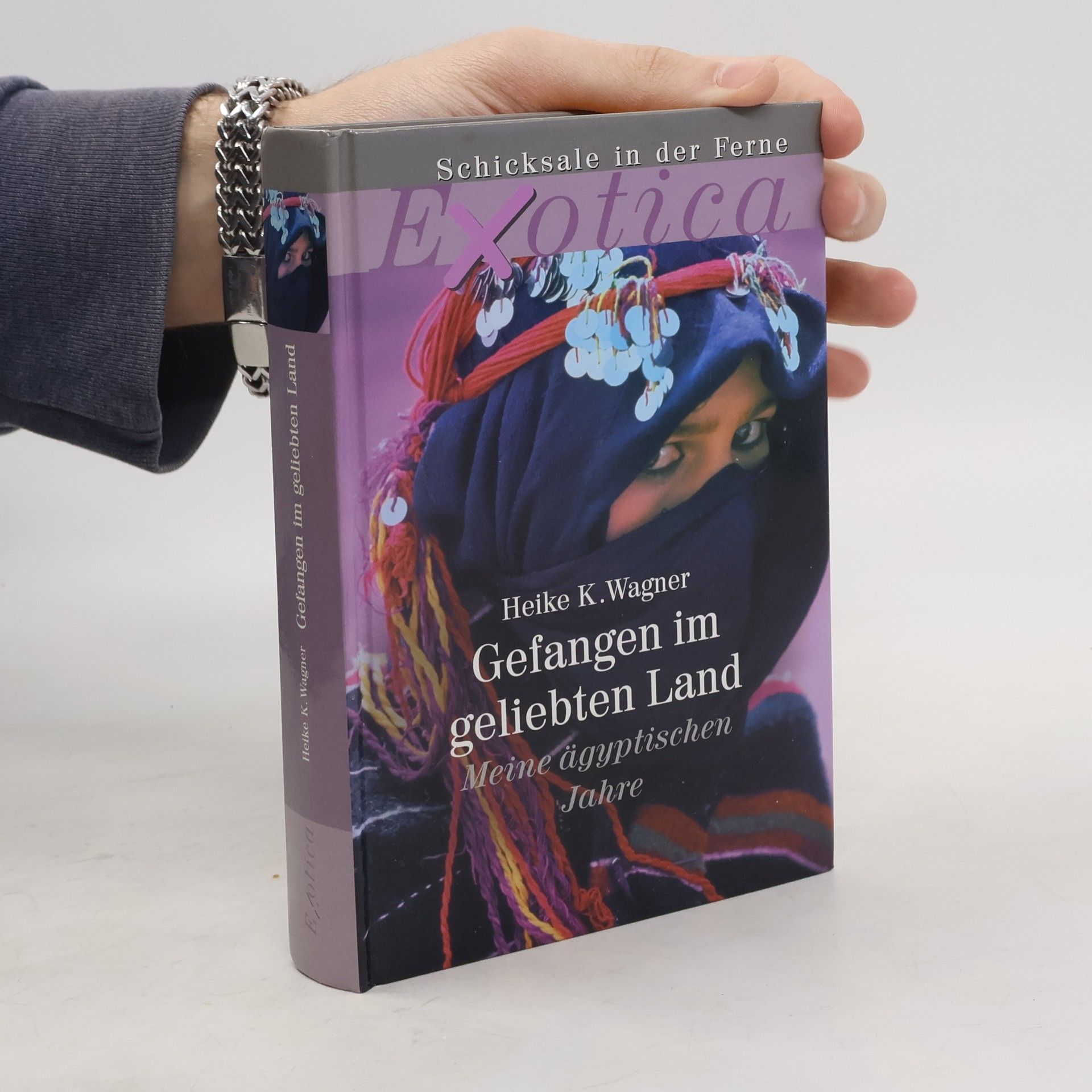 Heike K. Wagner Gefangen im geliebten Land