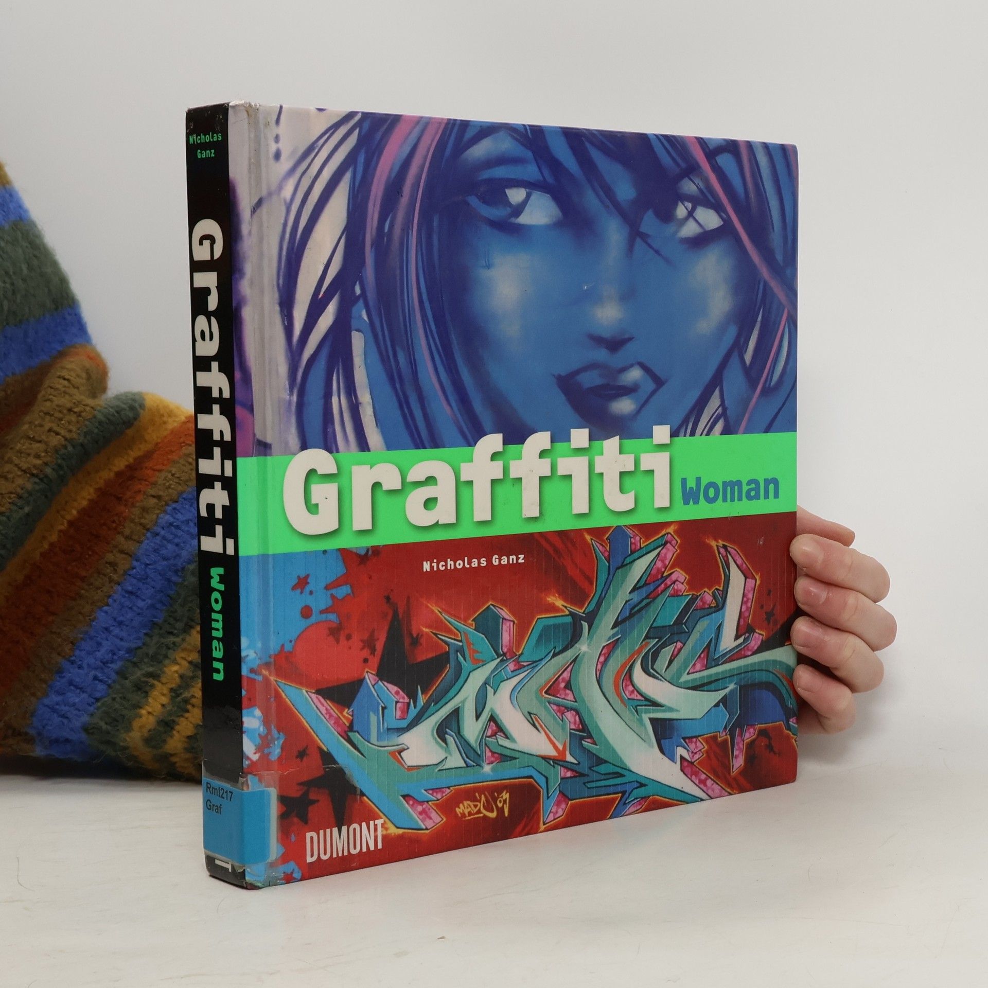 Nicholas Ganz Graffiti woman