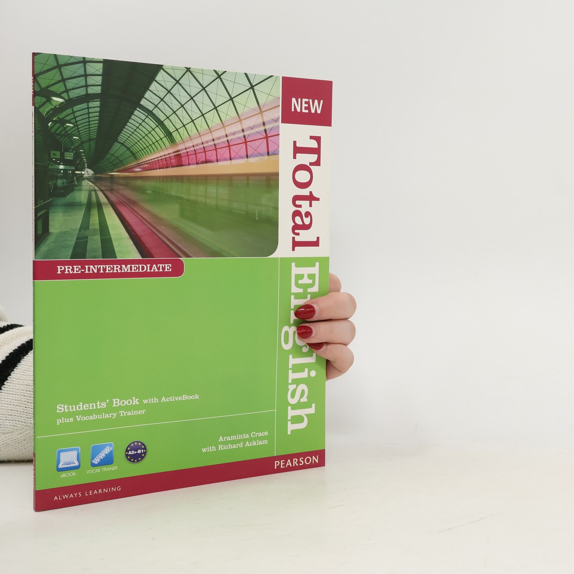 New Total English: pre-intermediate: student's book