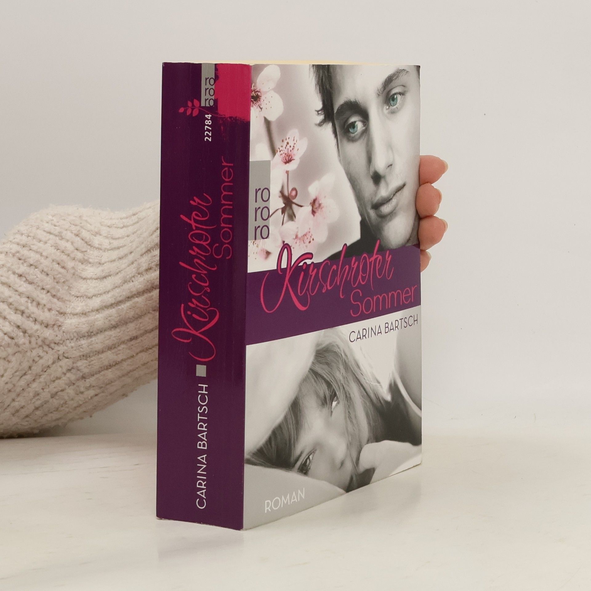 Carina Bartsch Kirschroter Sommer