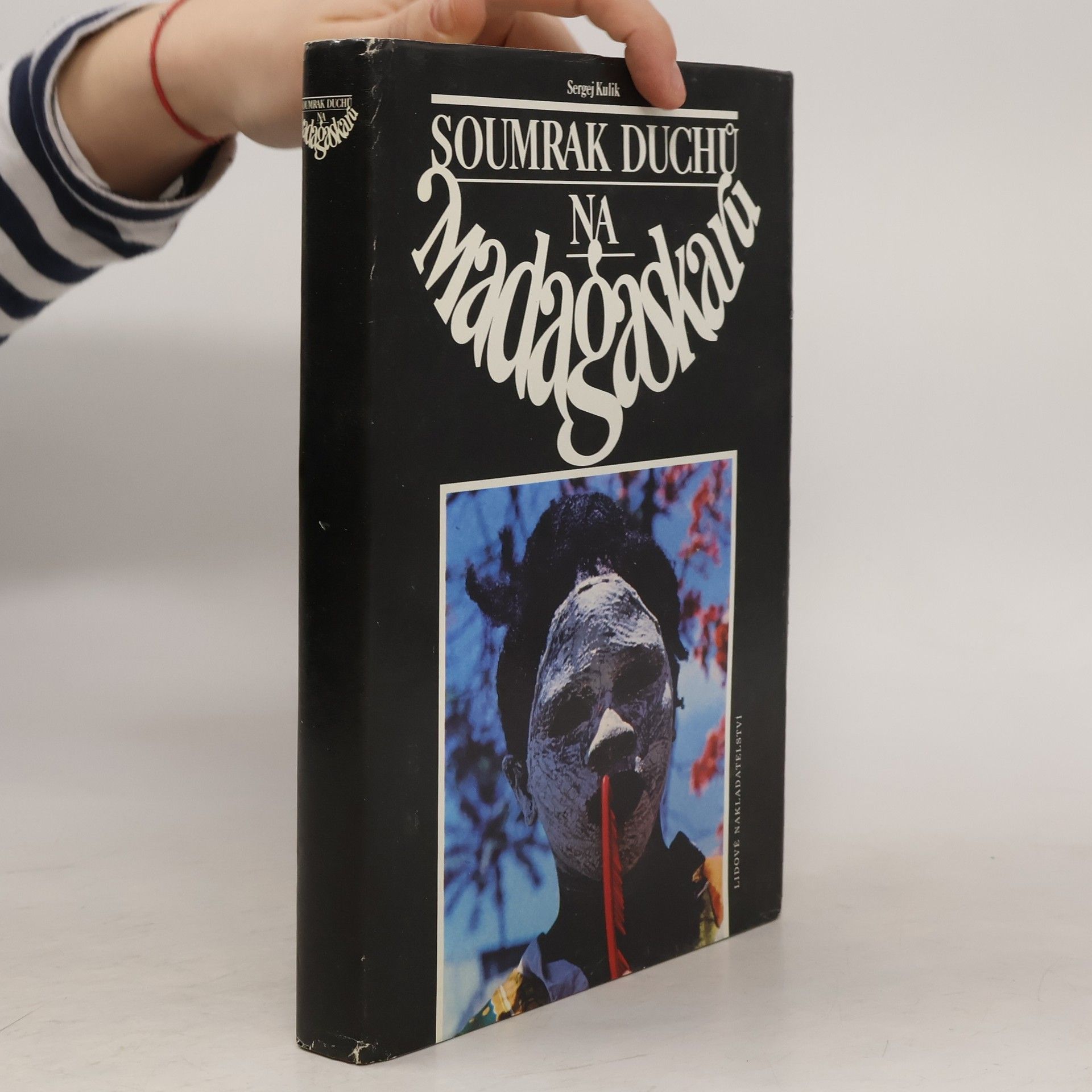 Sergej Fedorovič Kulik Soumrak duchů na Madagaskaru