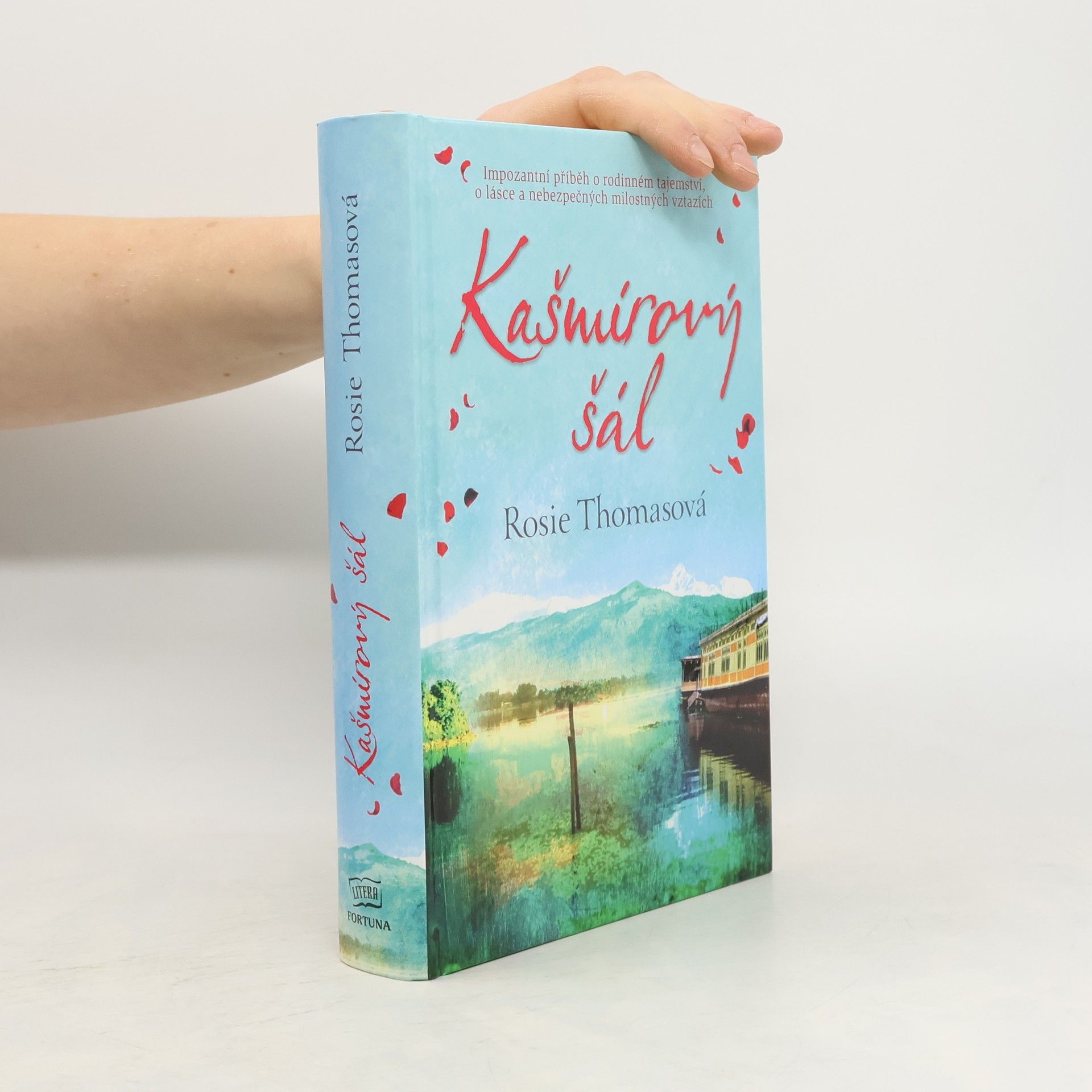 Rosie Thomas Kašmírový šál