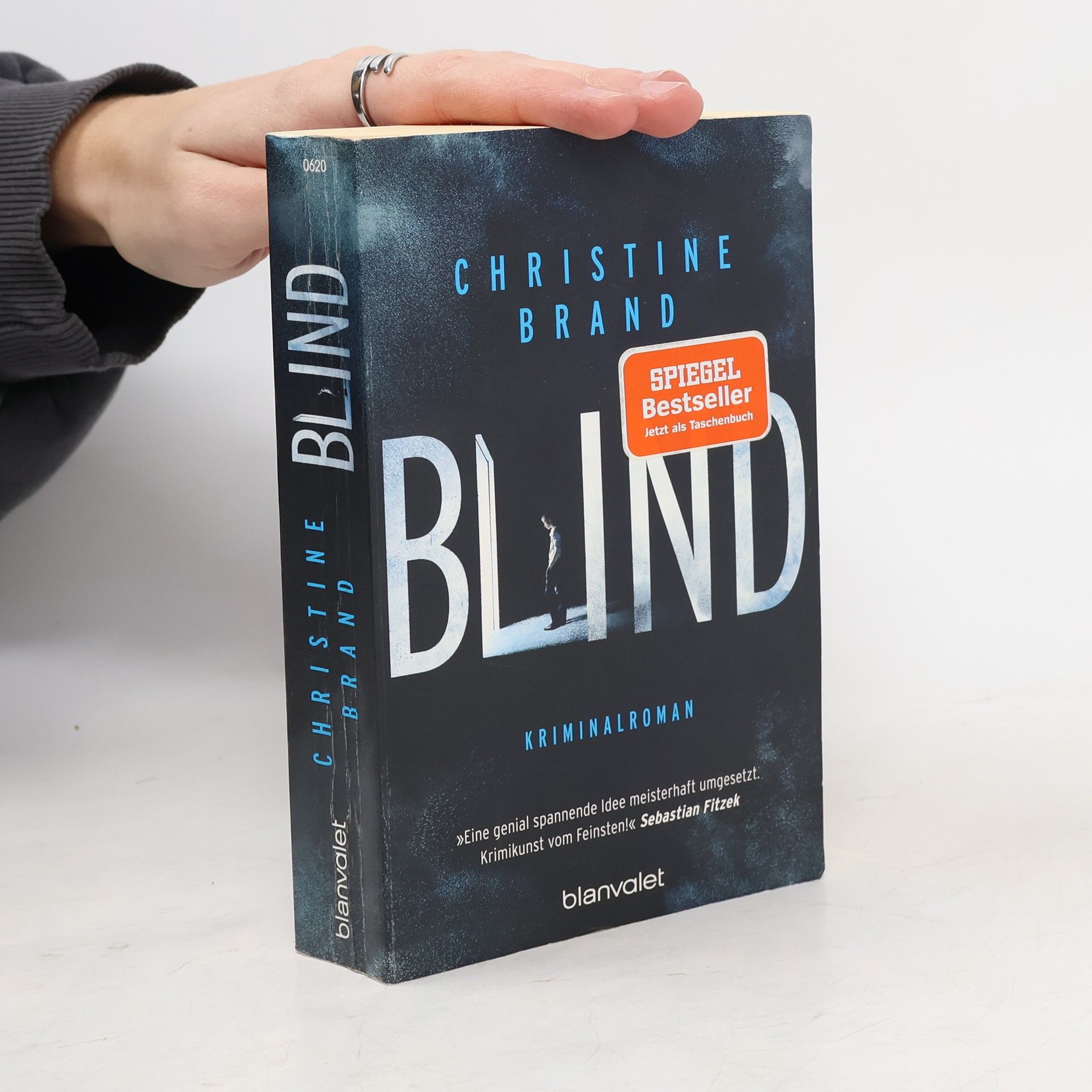 Blind / Milla Nova ermittelt Bd.1