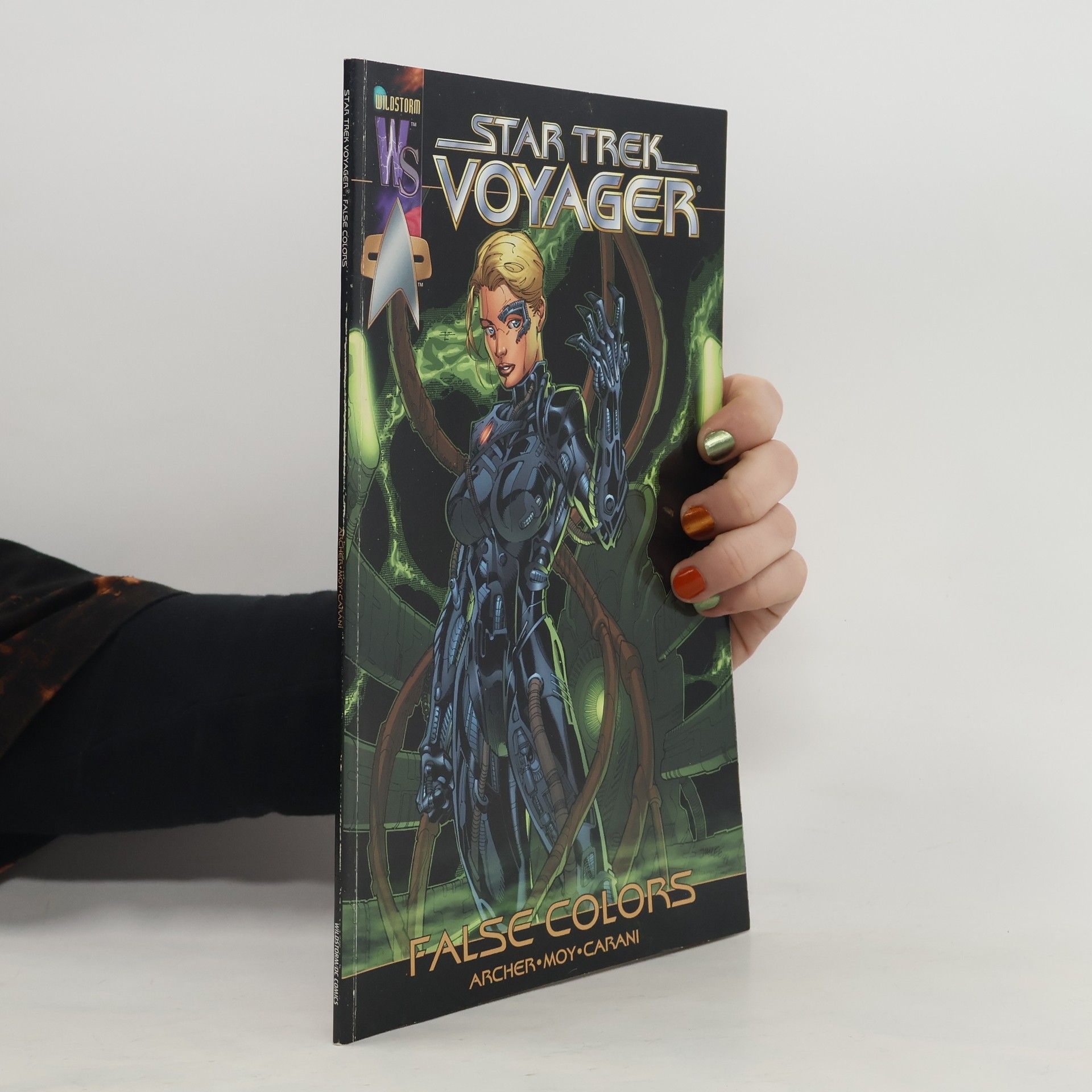 Auteurscollectief Star Trek Voyager. False Colors