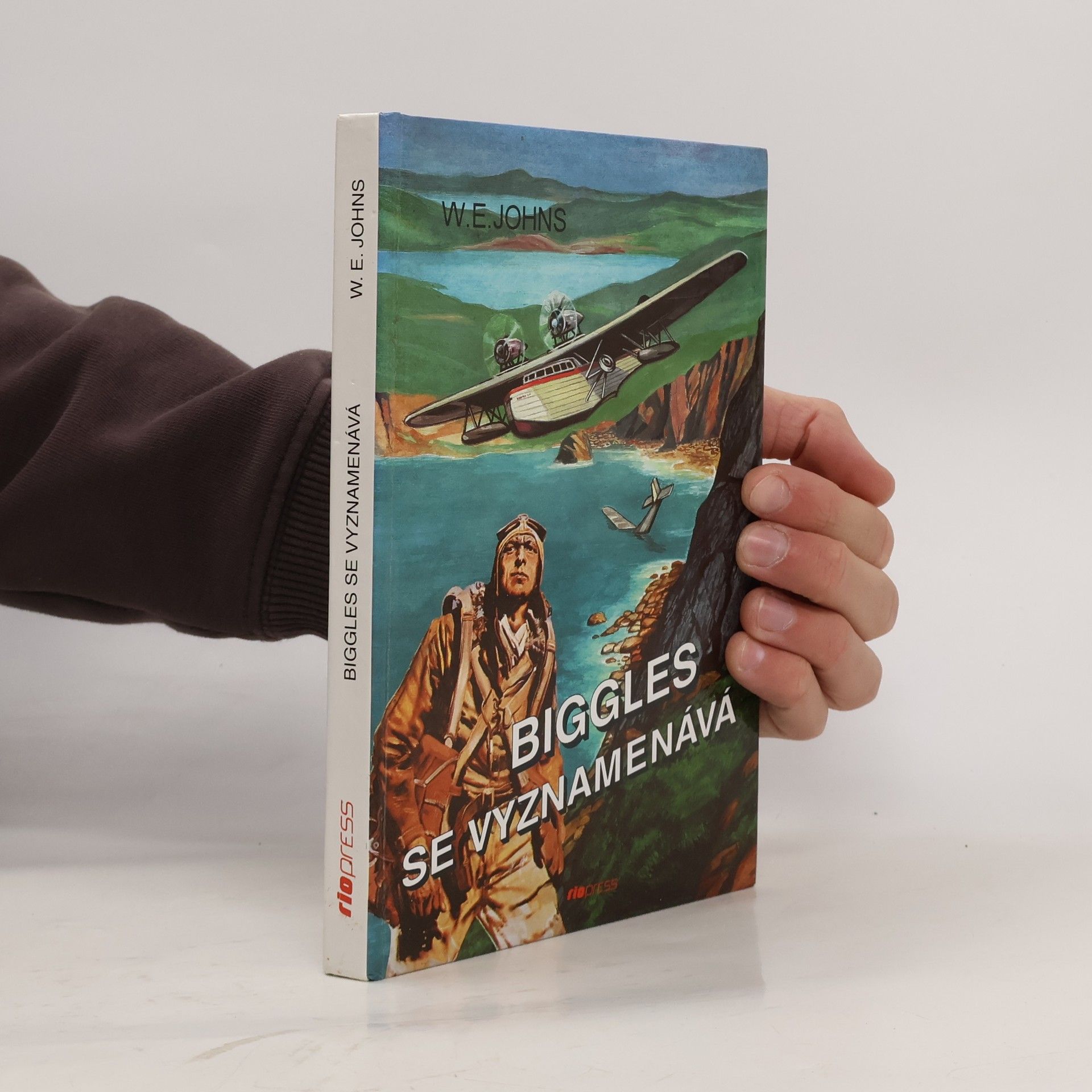 Biggles se vyznamenává