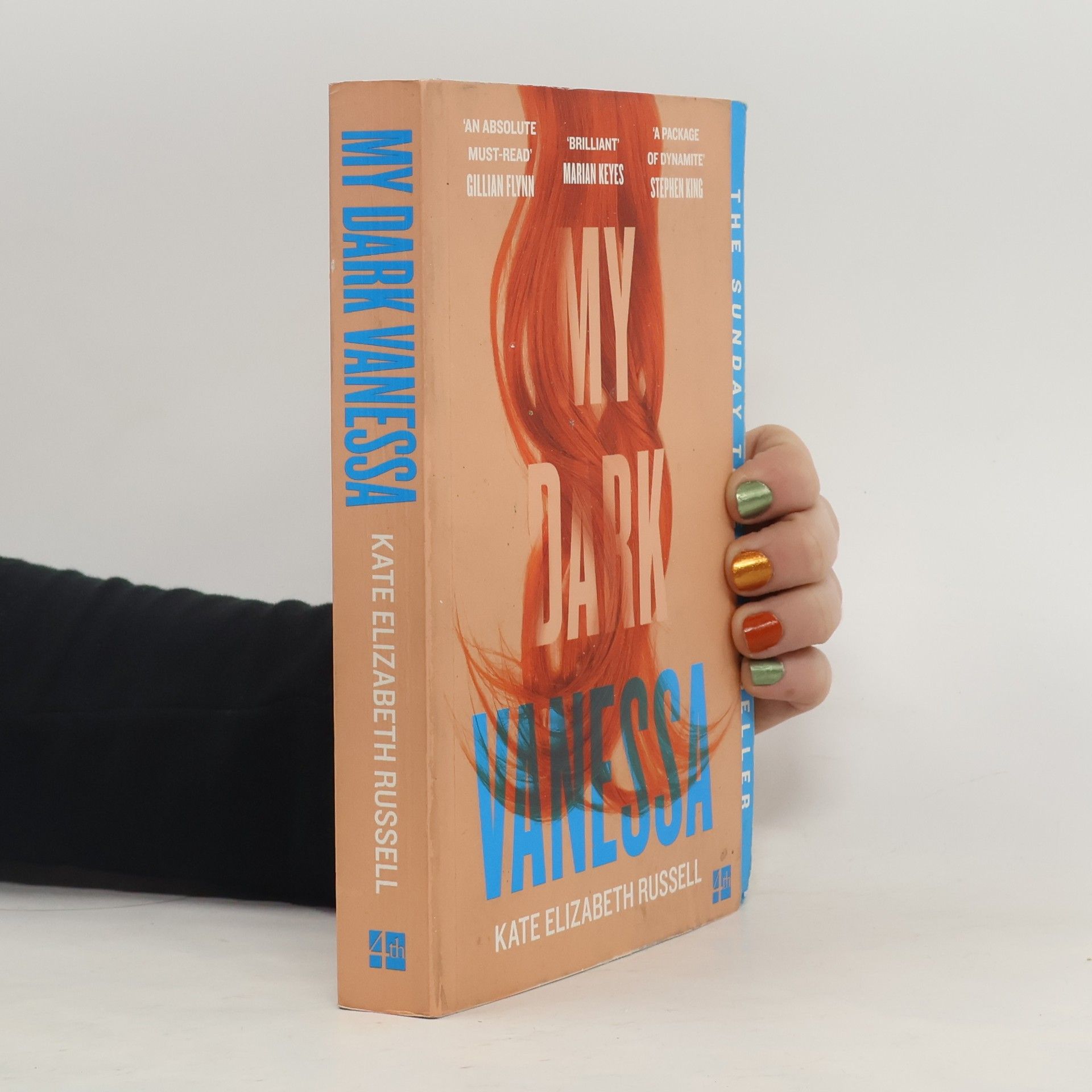 Kate Russell My dark Vanessa