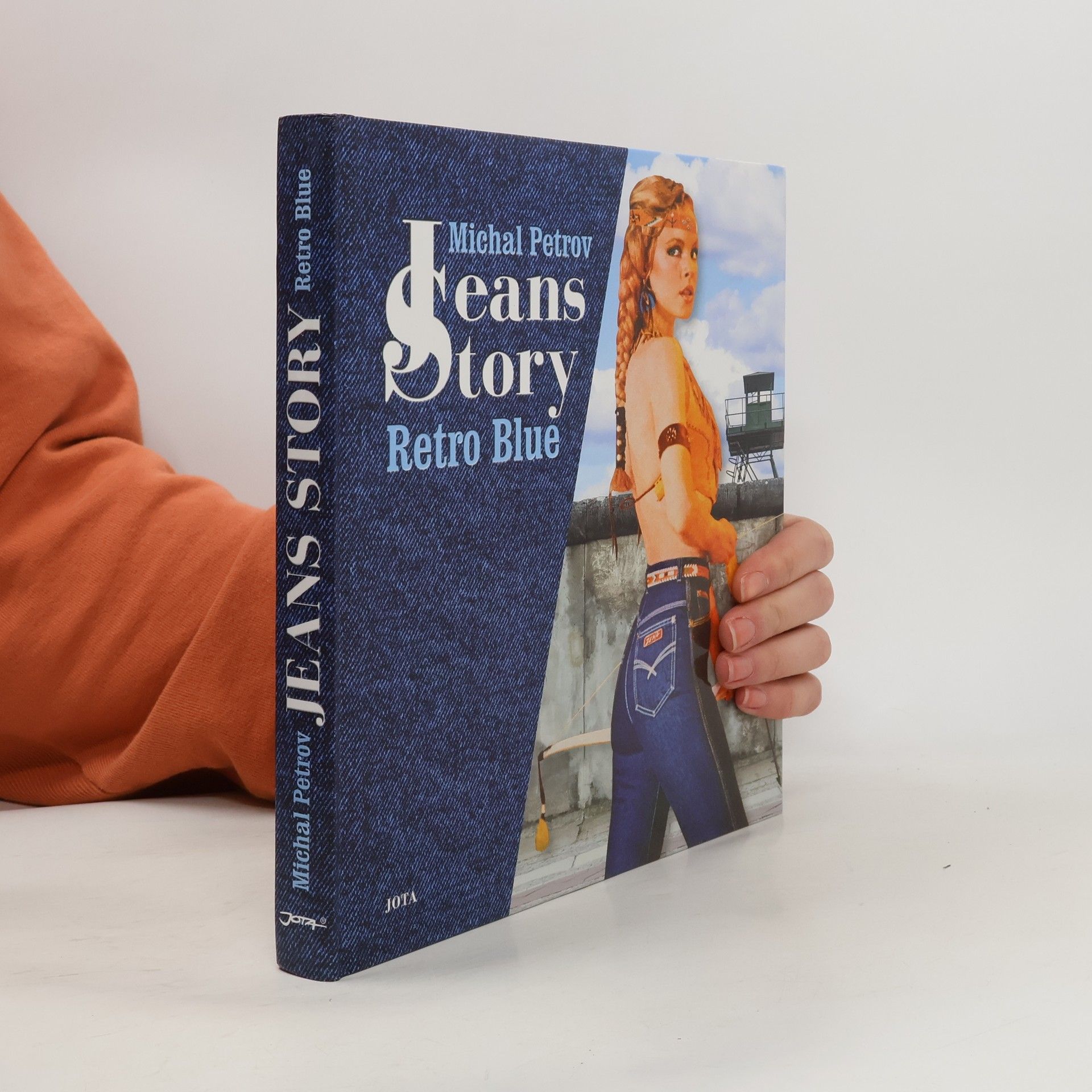 Jeans story: Retro blue
