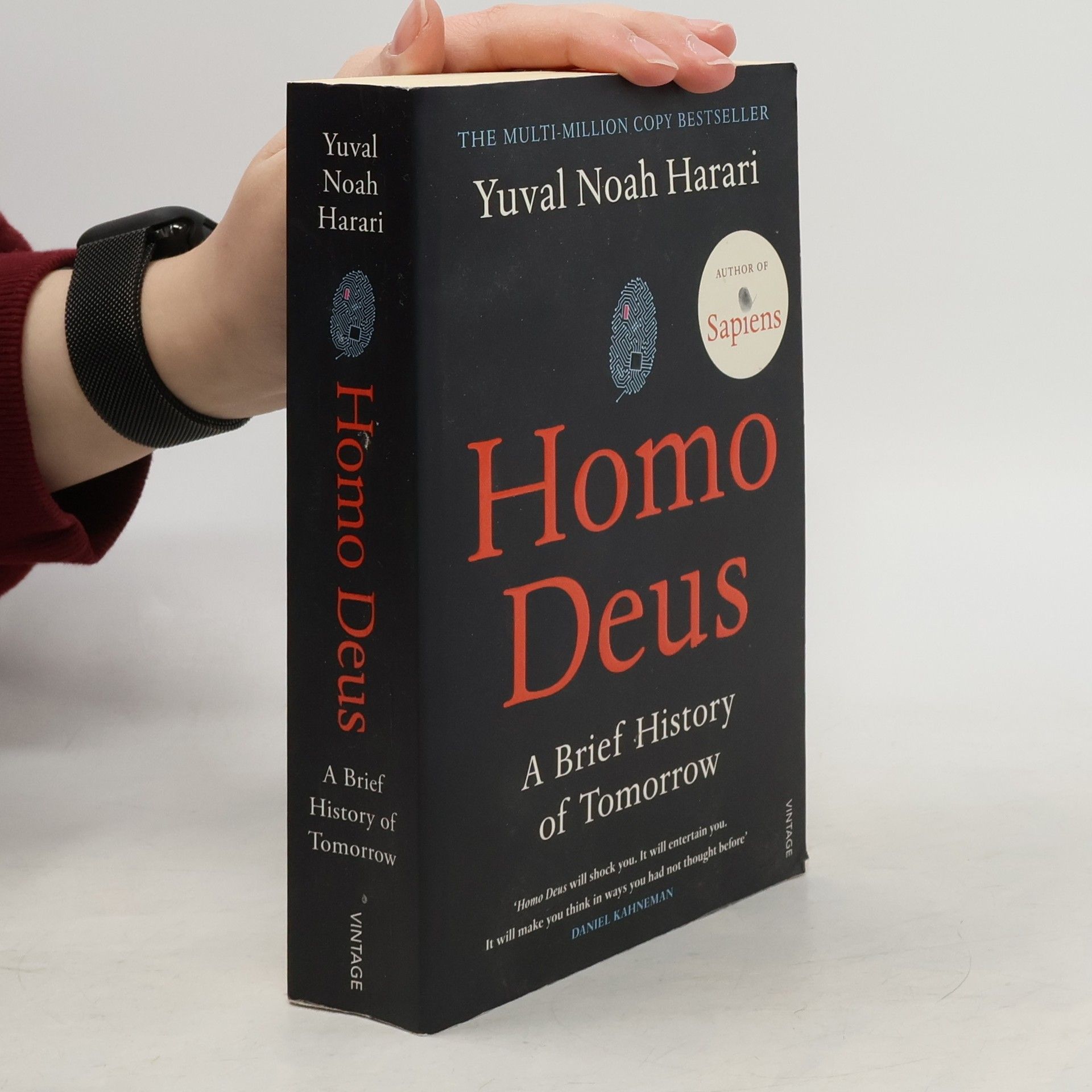 Yuval Noah Harari Homo Deus. A Brief History of Tomorrow