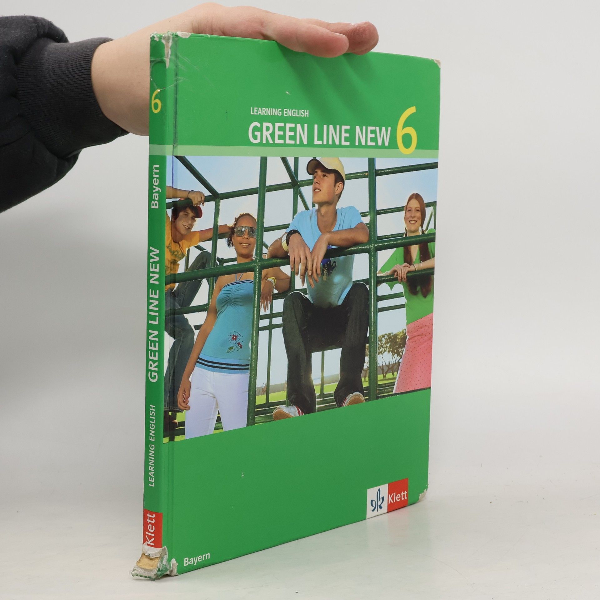 AA.VV. Learning English. Green Line New 6