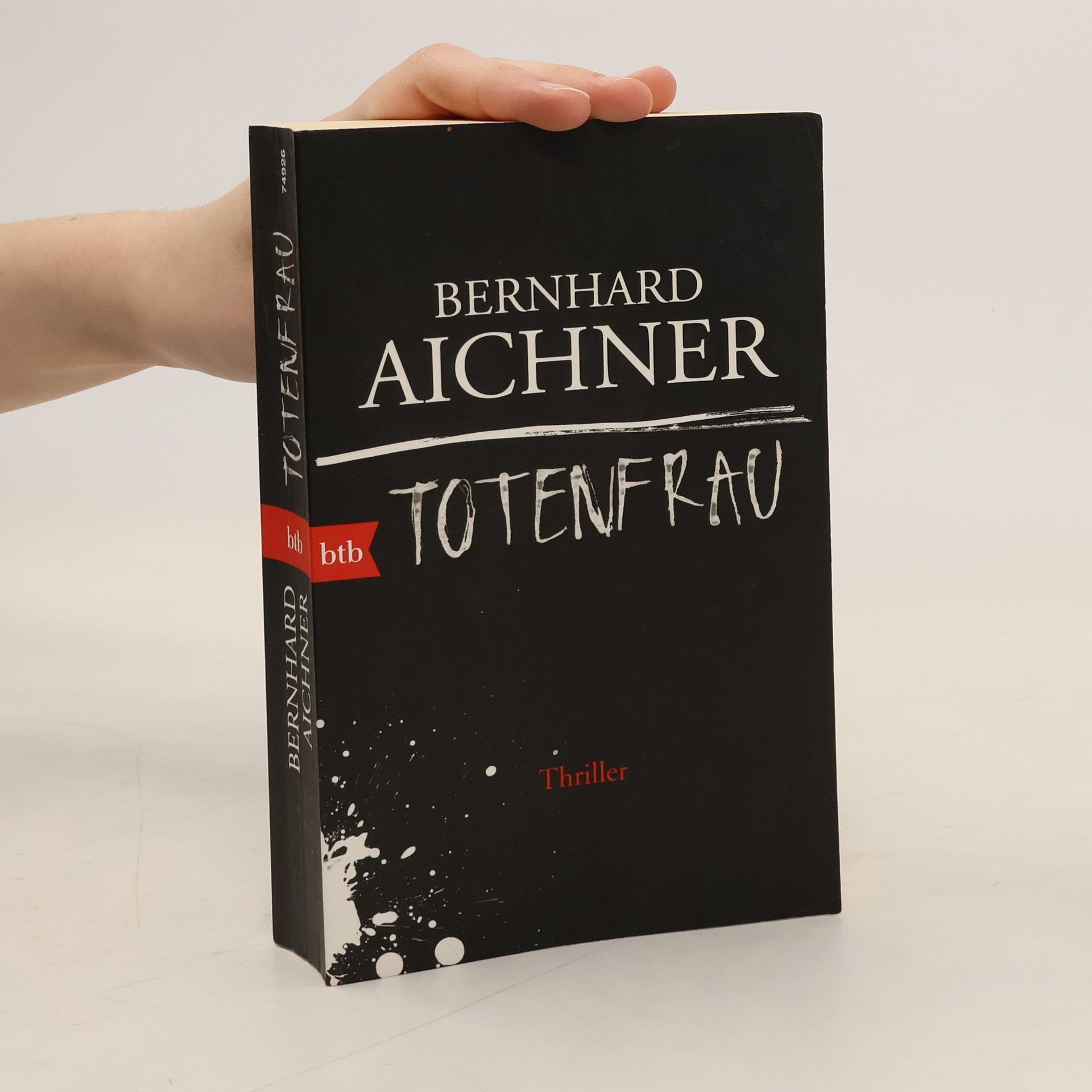 Bernhard Aichner Totenfrau