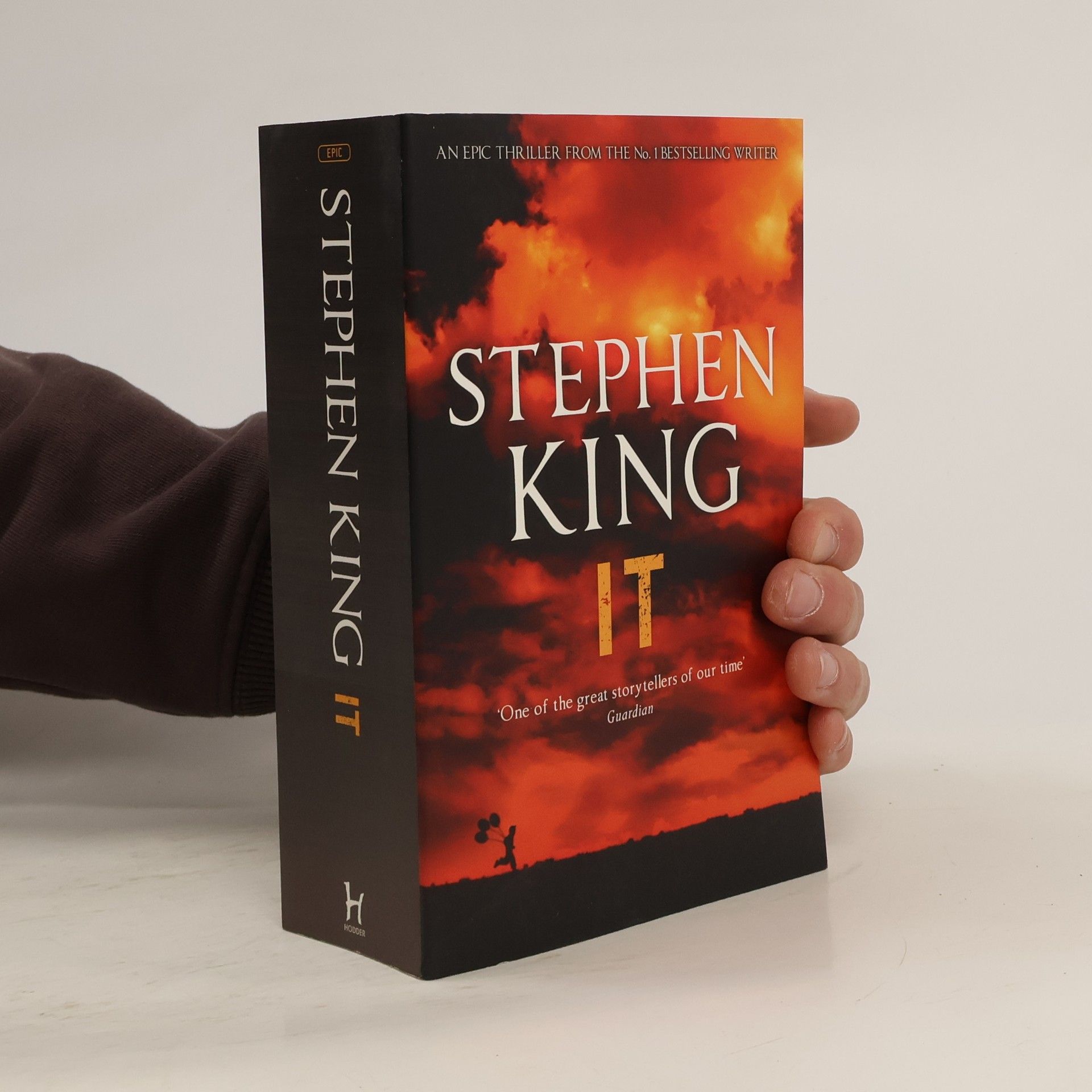 Stephen King On writing: A memoir of the craft