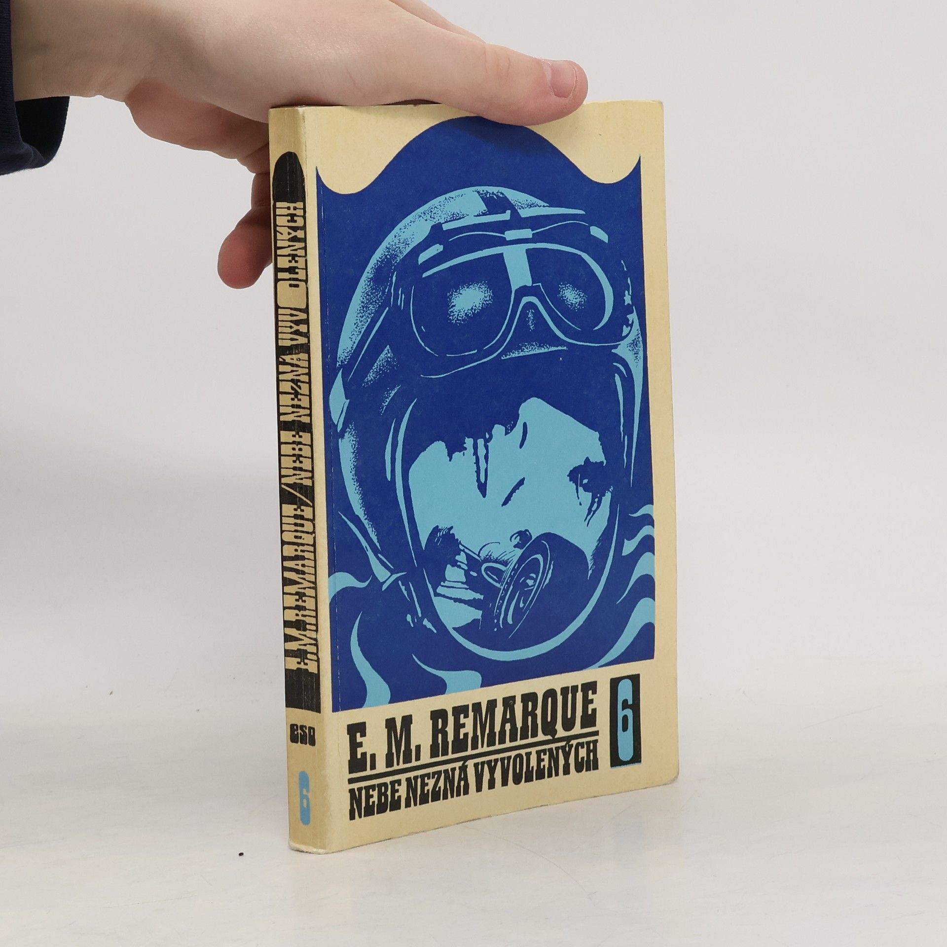 Erich Maria Remarque Nebe nezná vyvolených