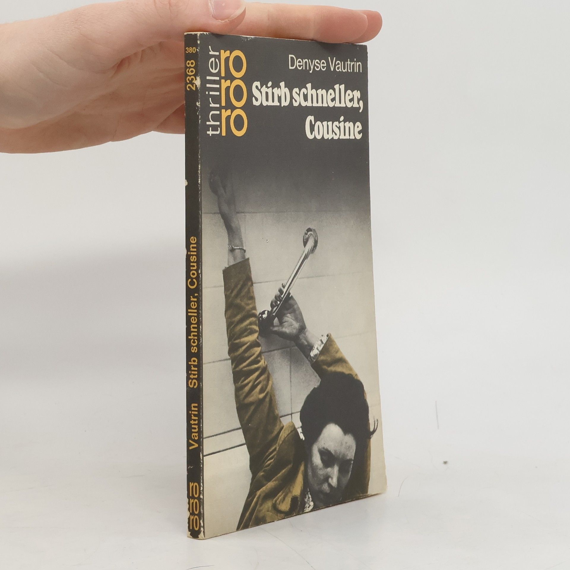 Stirb schneller, Cousine