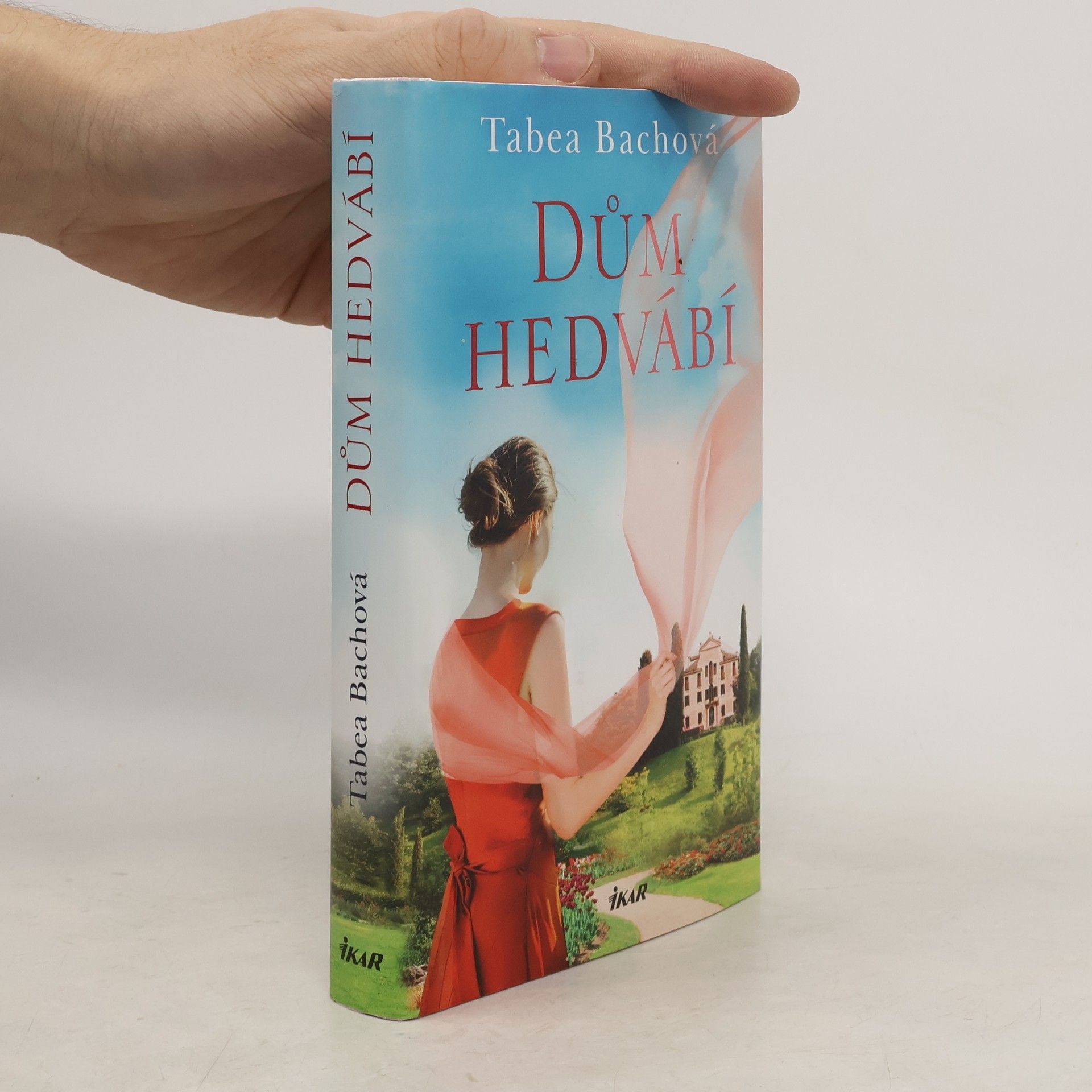 Tabea Bach Dům hedvábí