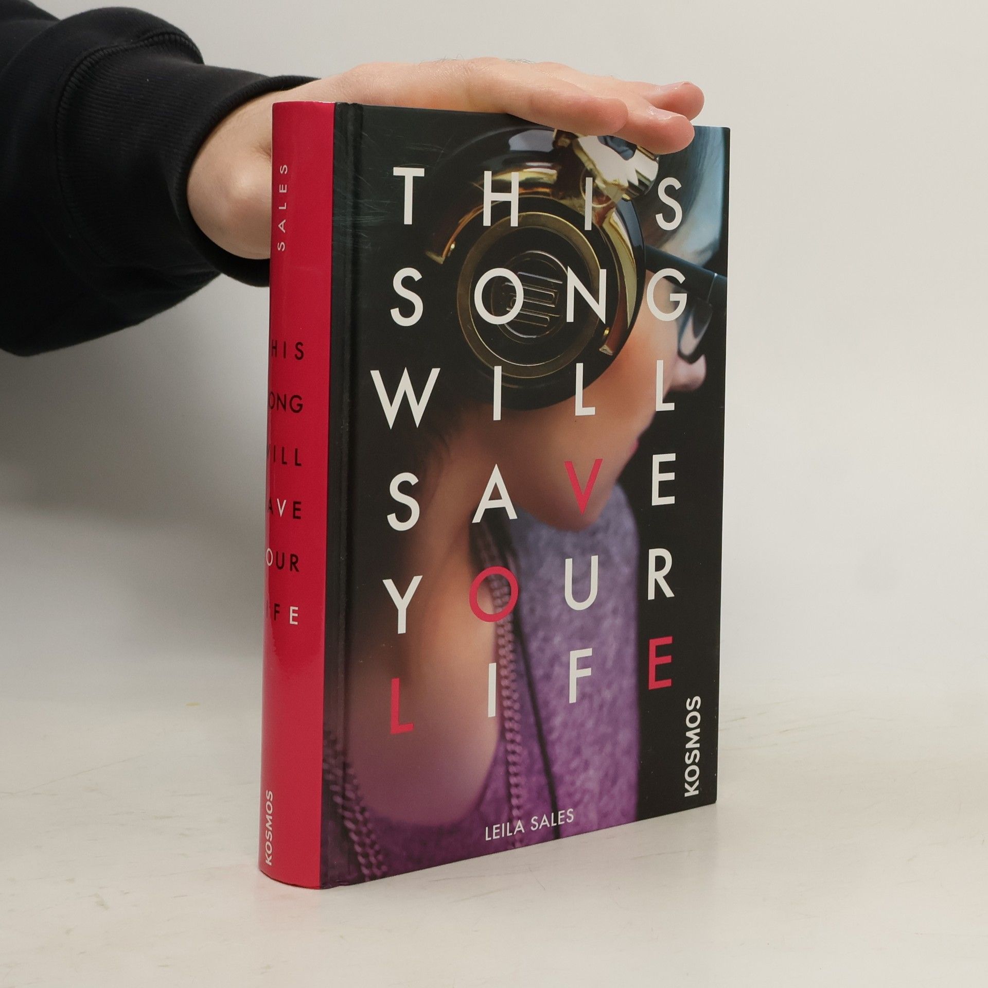 Leila Sales This song will save your life