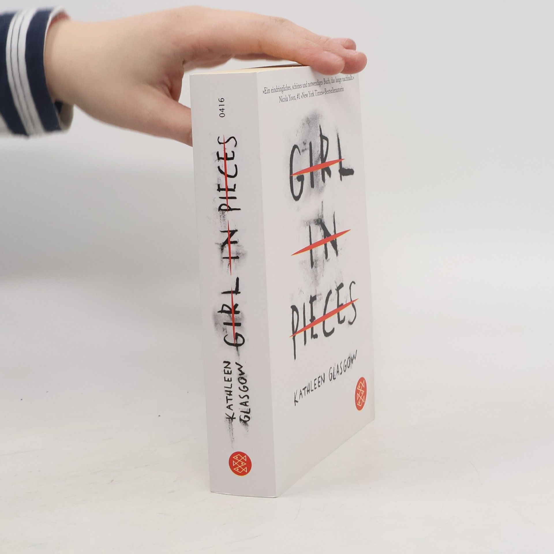 Kathleen Glasgow Girl in pieces